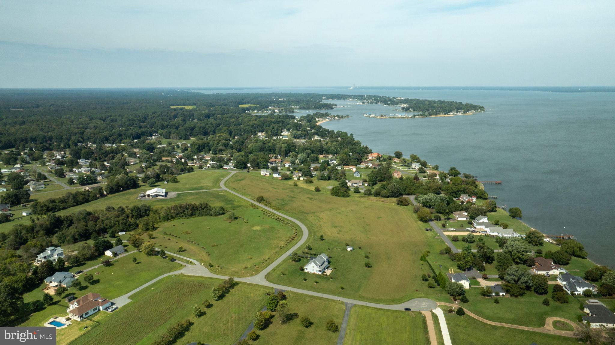 PAYNES POINT - Land