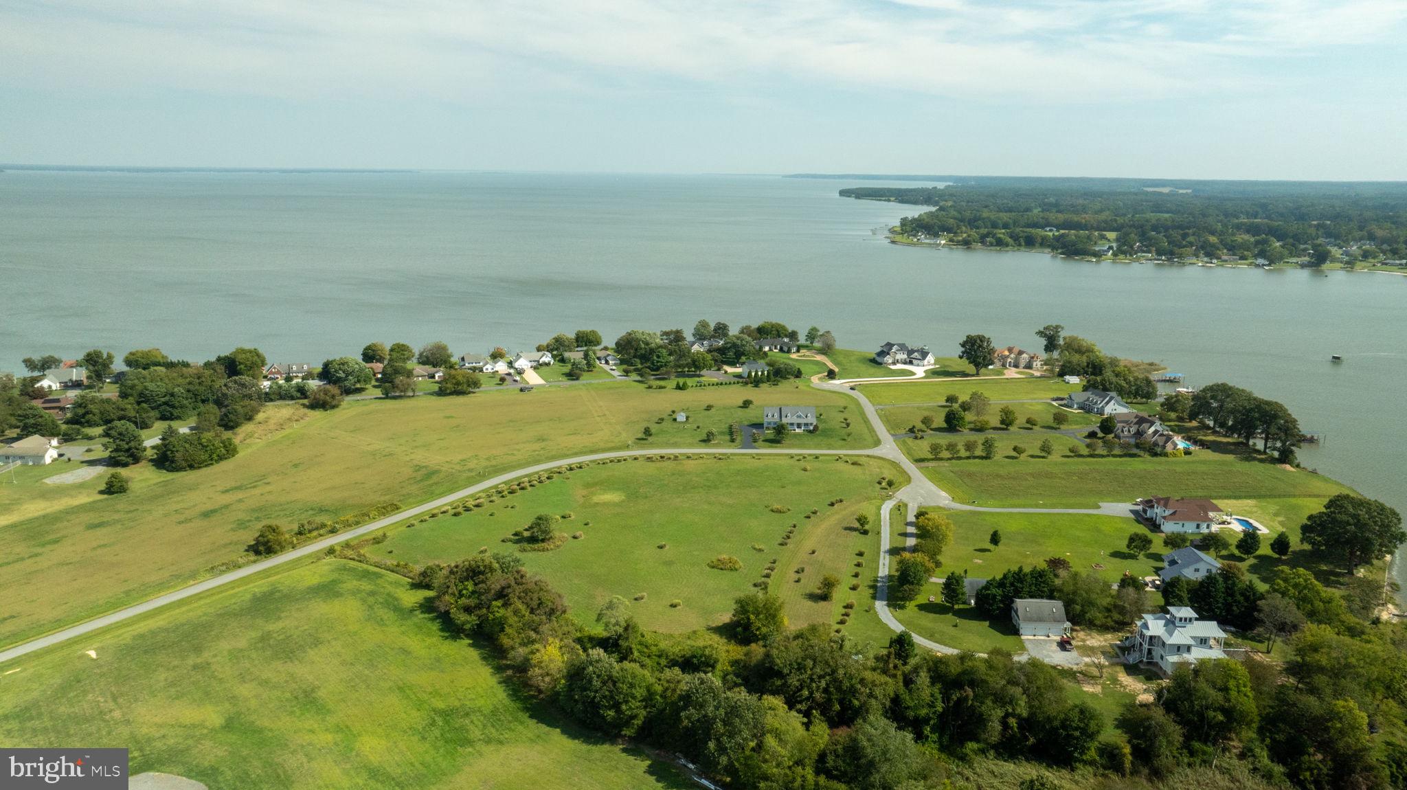 PAYNES POINT - Land