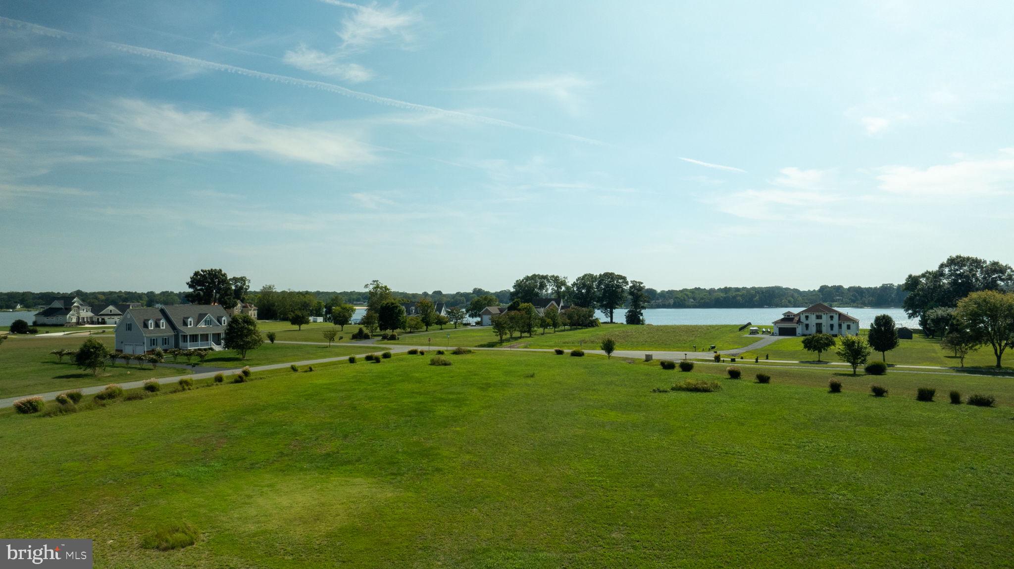PAYNES POINT - Land