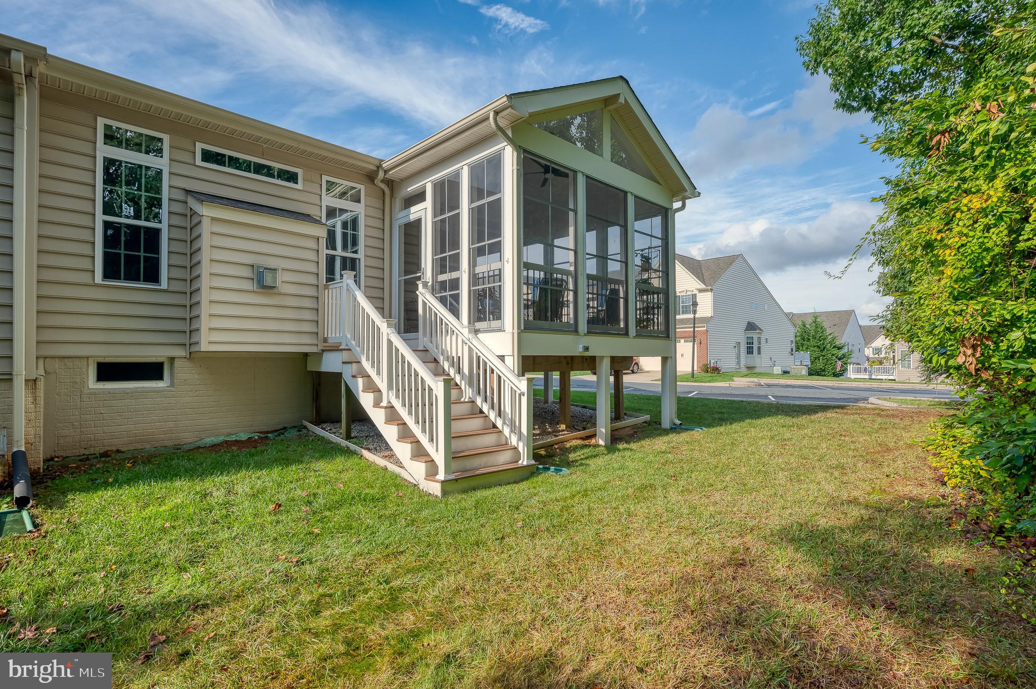 FALLSTON COMMONS - Residential
