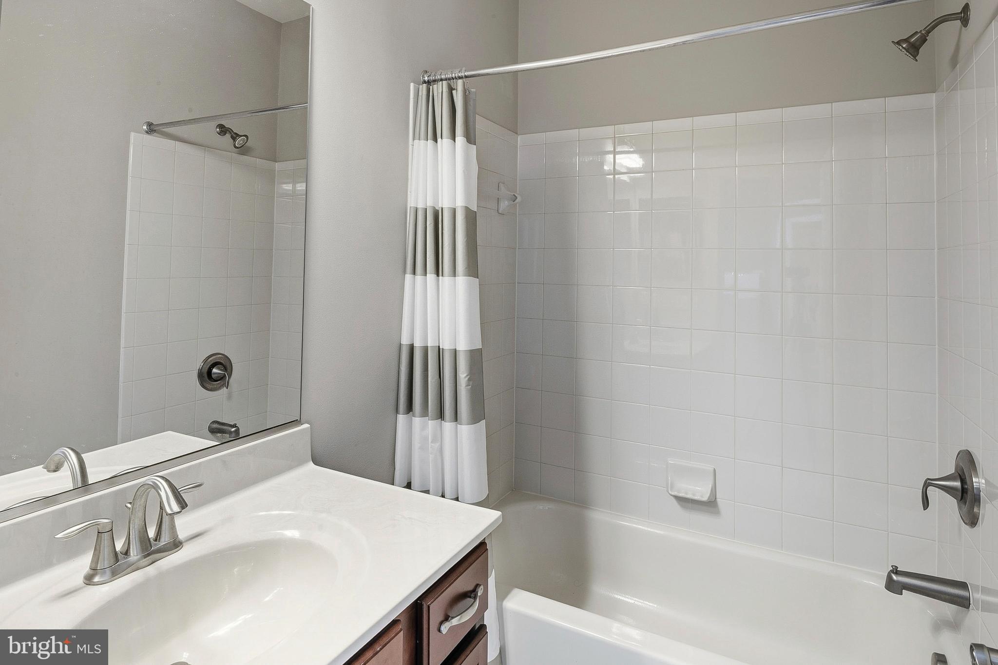 EMERSON - Residential