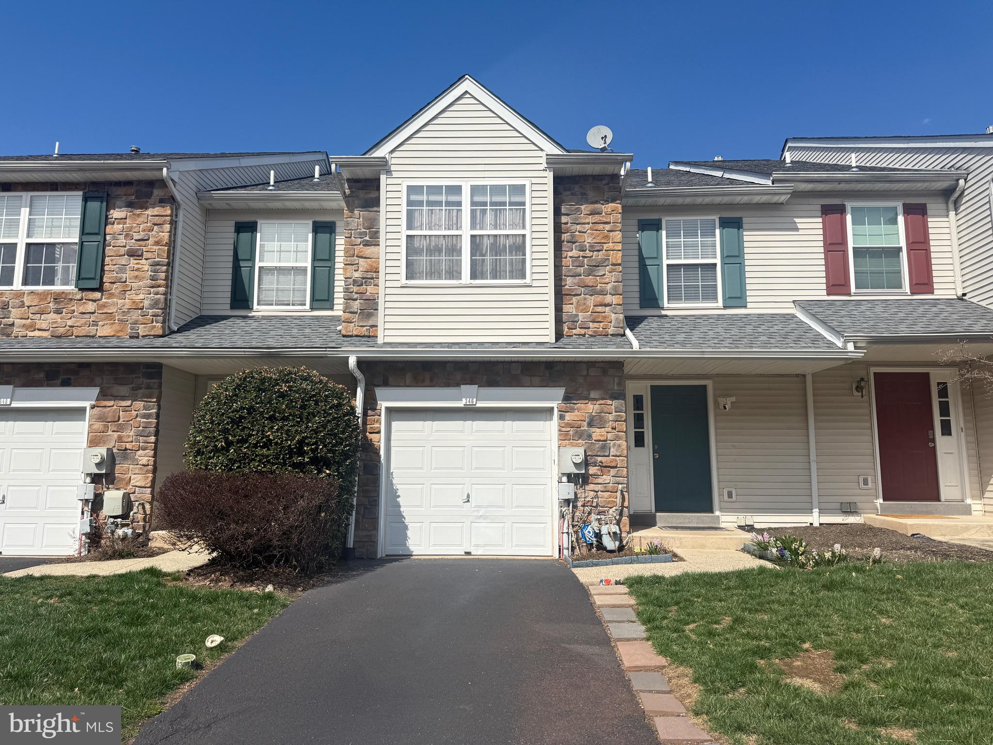 GLENN ROSE!!! Highly desirable townhome community with easy access to restaurants, shopping, King of Prussia Mall, Valley Forge National Historical Park and major routes. Enter into the large foyer that welcomes guests into a bright open floor plan featuring a formal dining room & 2-story living room with a gas fireplace as well as hardwoods throughout the entire first floor. Gas cooking, built-in microwave and sliding door to deck. The 2nd level has a primary bedroom with walk-in closet and full bath. A 2nd bedroom and full bath and laundry room are on this level. The 3rd level has an open finished loft that can be a 3rd bedroom, home office or storage area. Fully finished basement has plenty of storage.