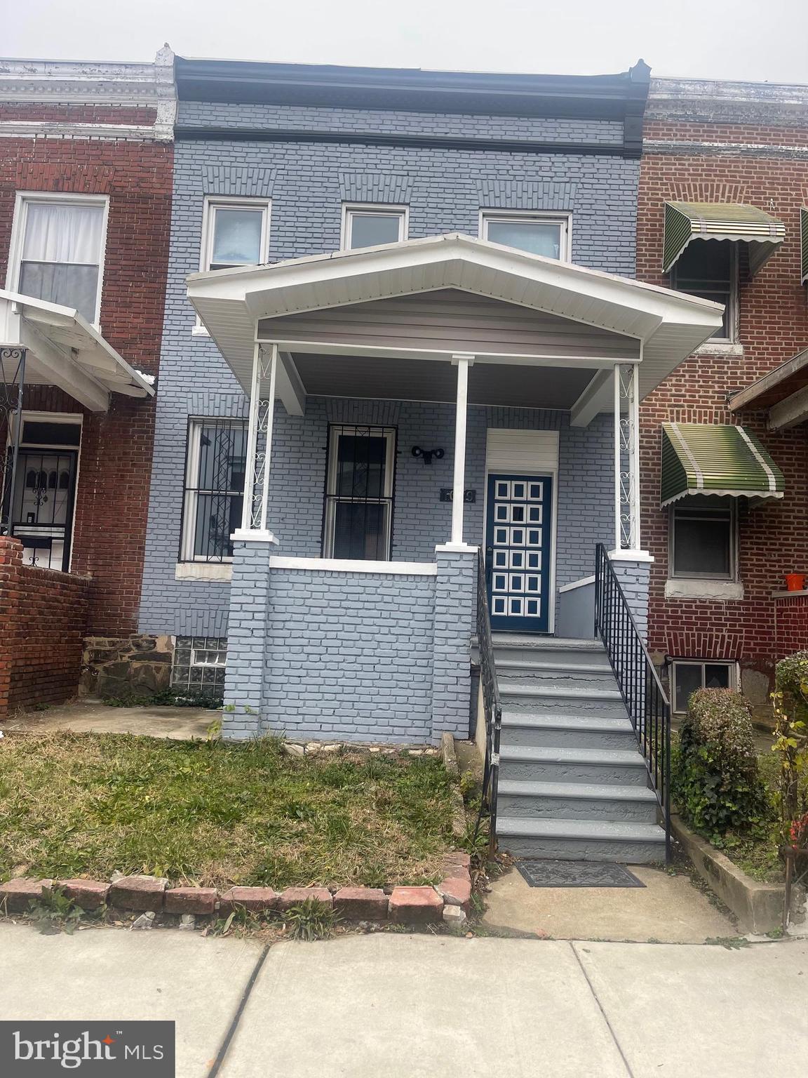 WEST SIDE - Residential