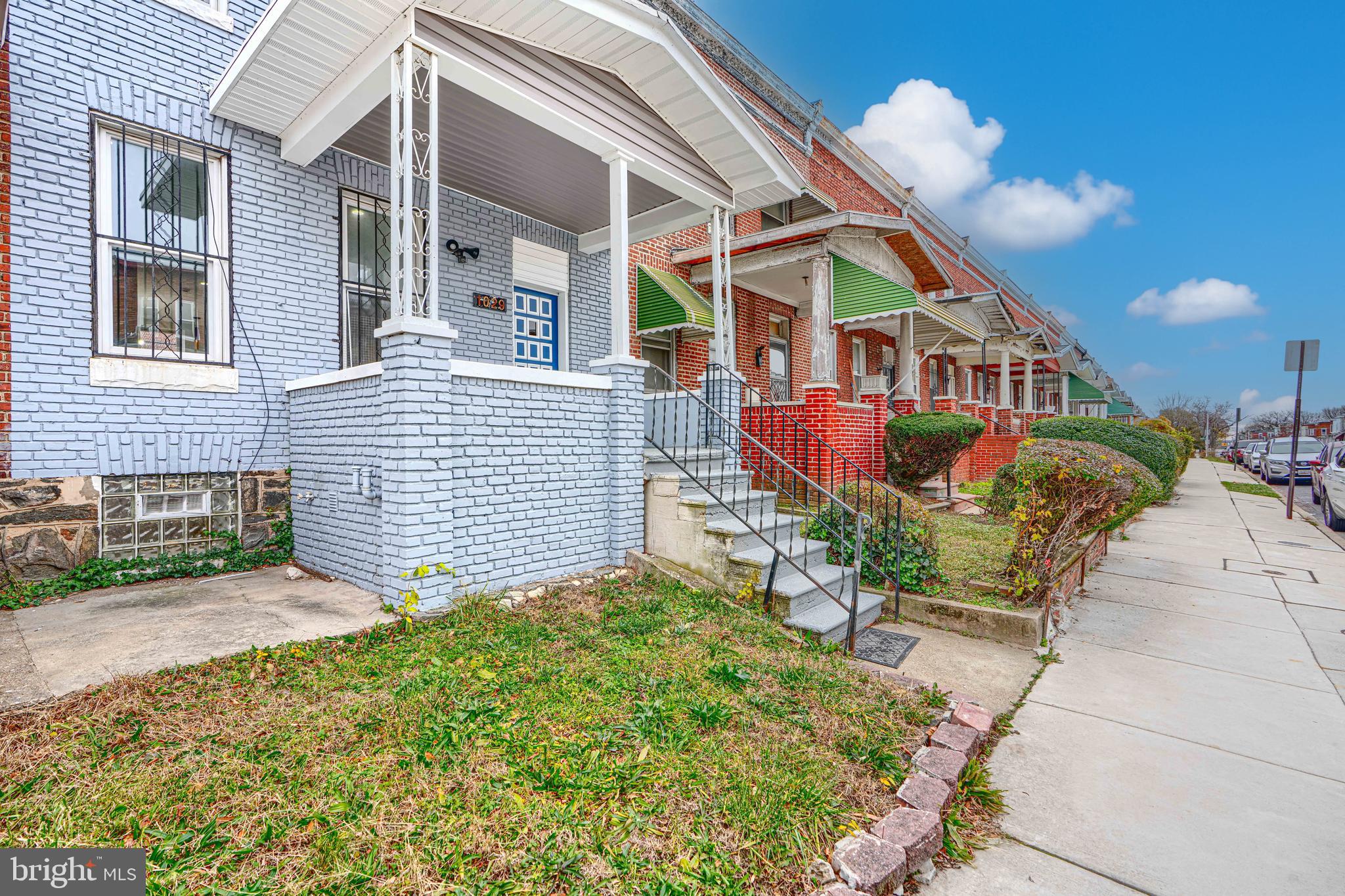WEST SIDE - Residential
