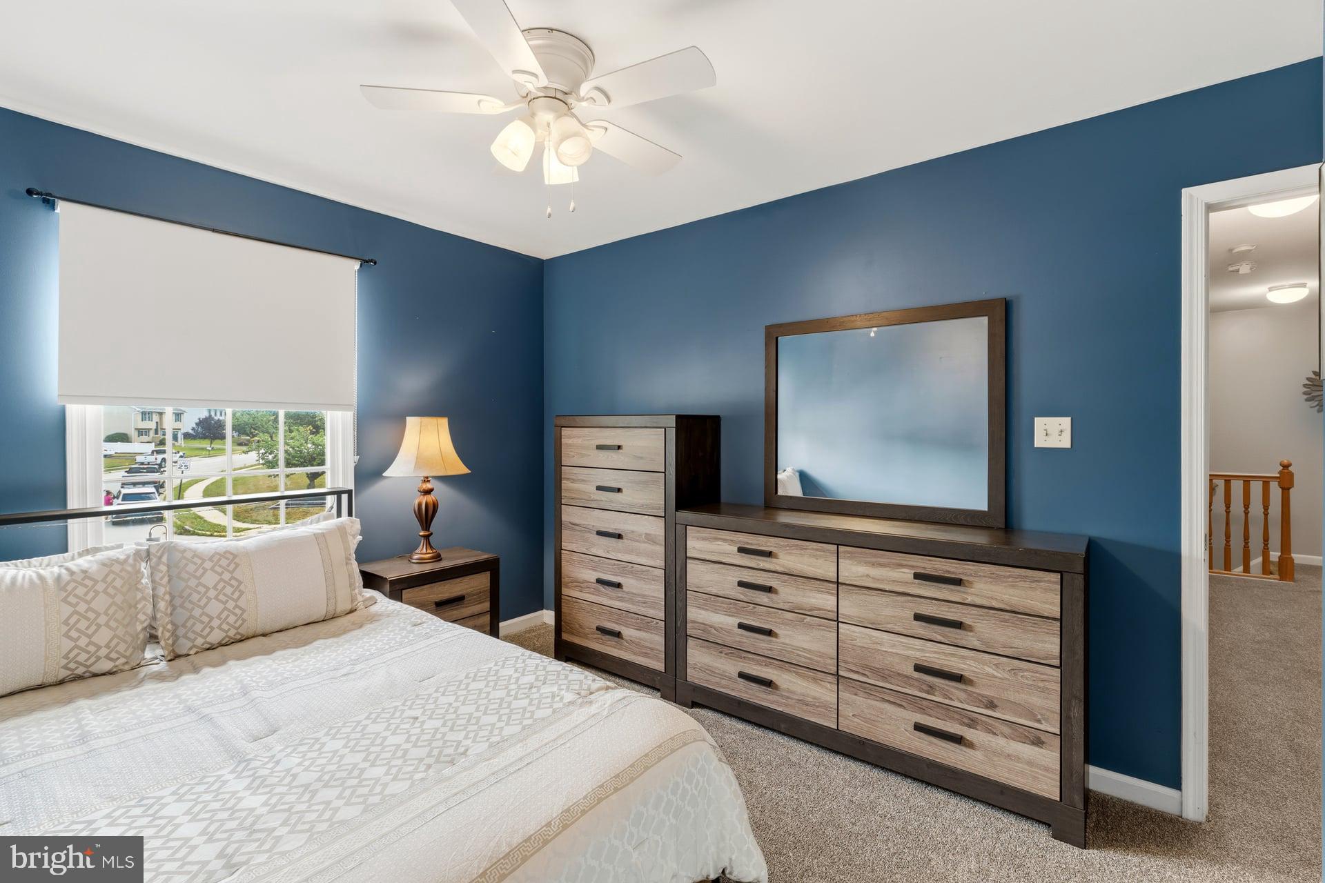 LOCUST POINT - Residential
