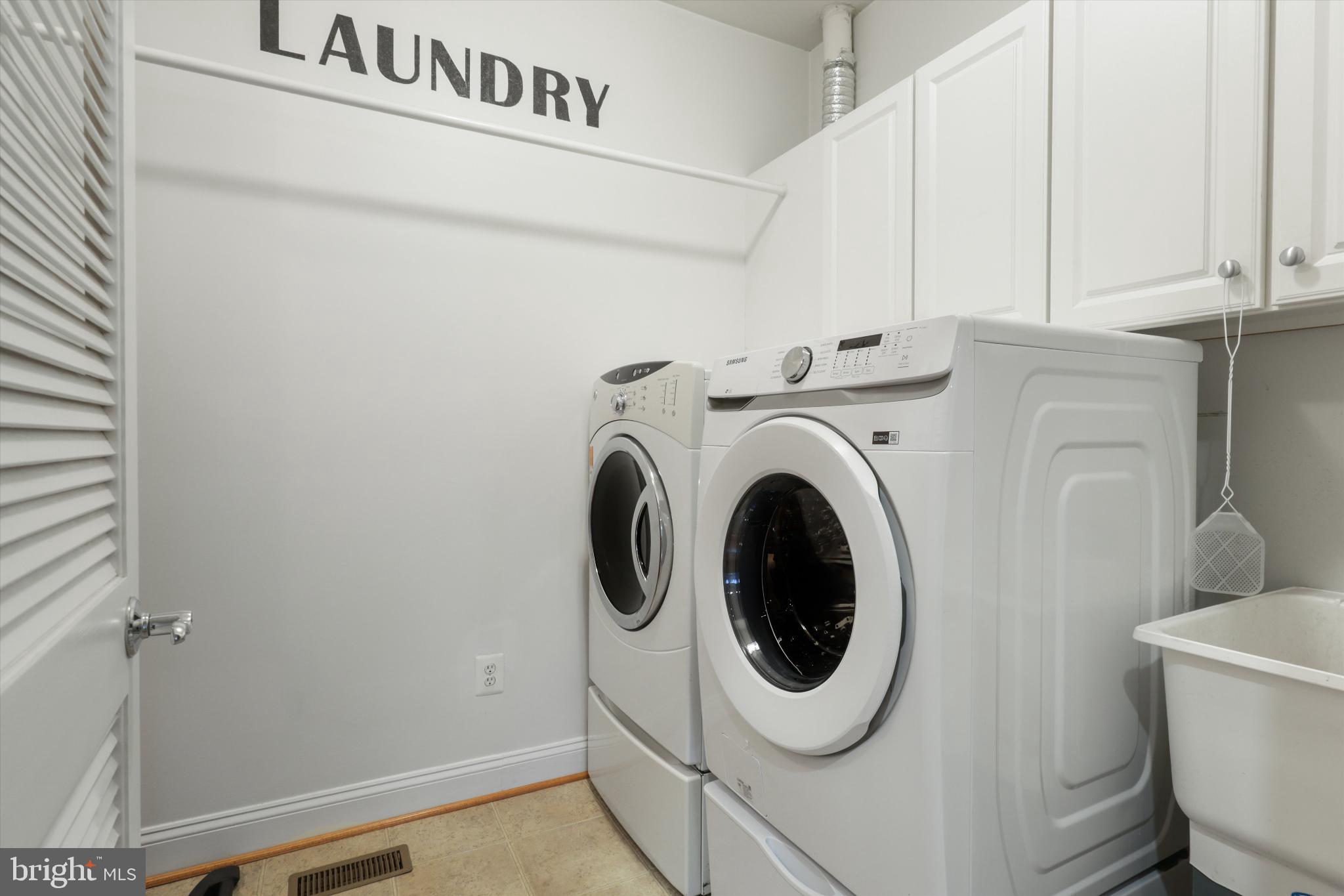 RESTON - Residential Lease