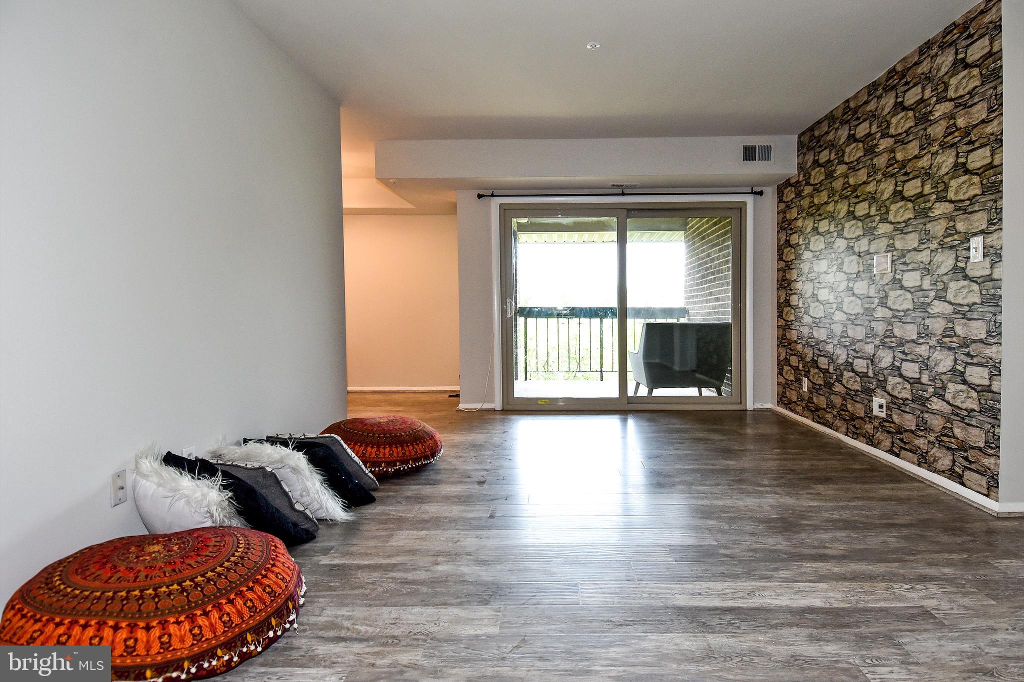 WILLOW WOOD - Residential Lease