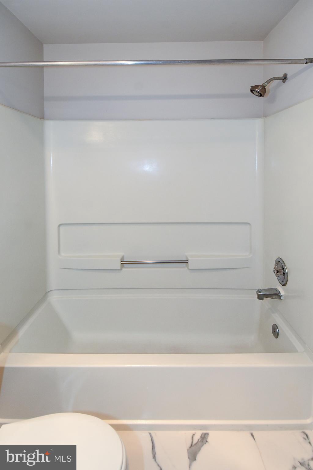 WILLOW WOOD - Residential Lease