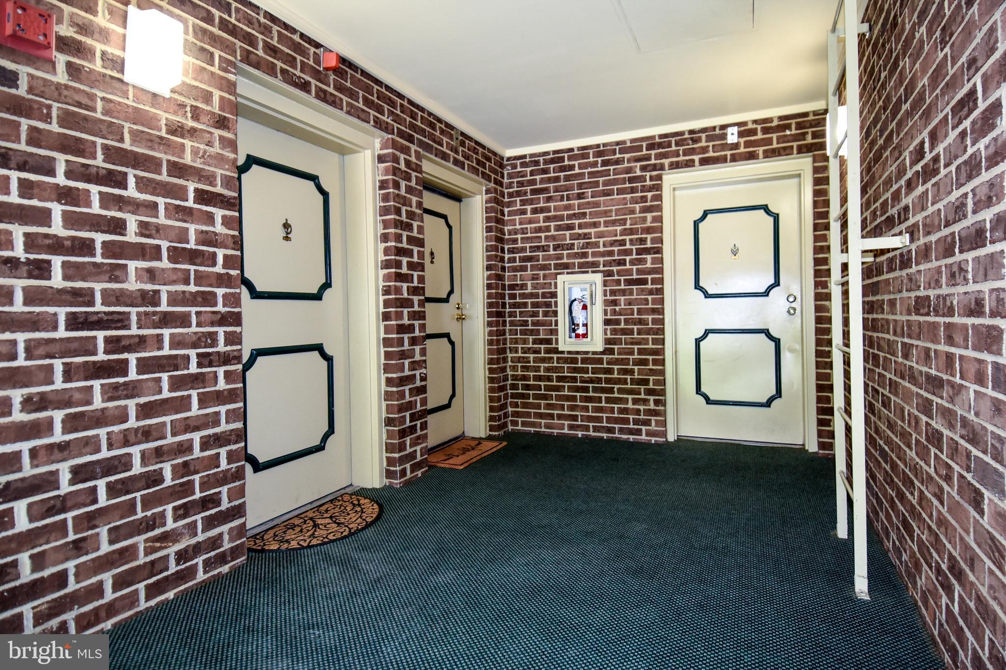 WILLOW WOOD - Residential Lease