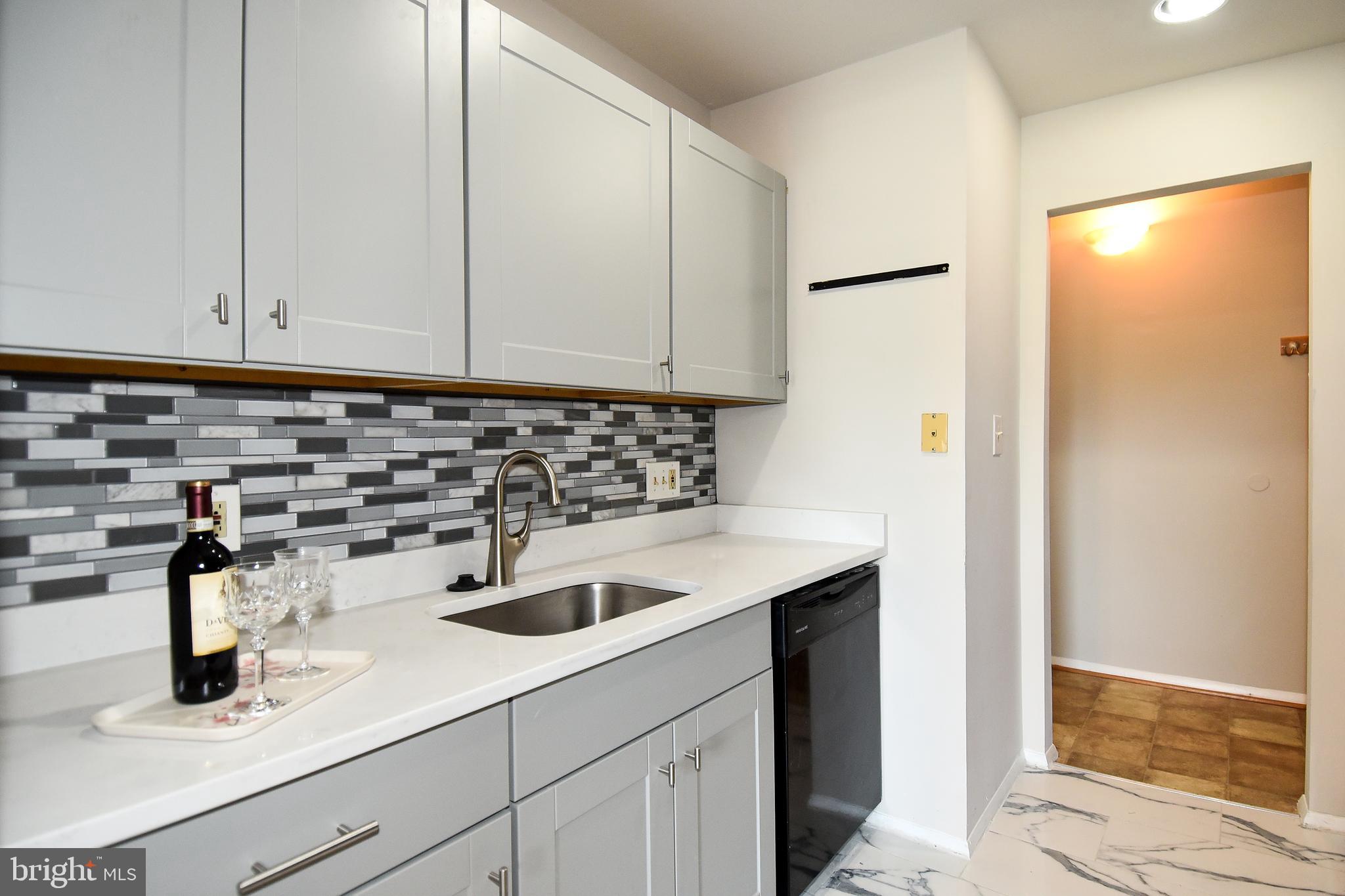 WILLOW WOOD - Residential Lease