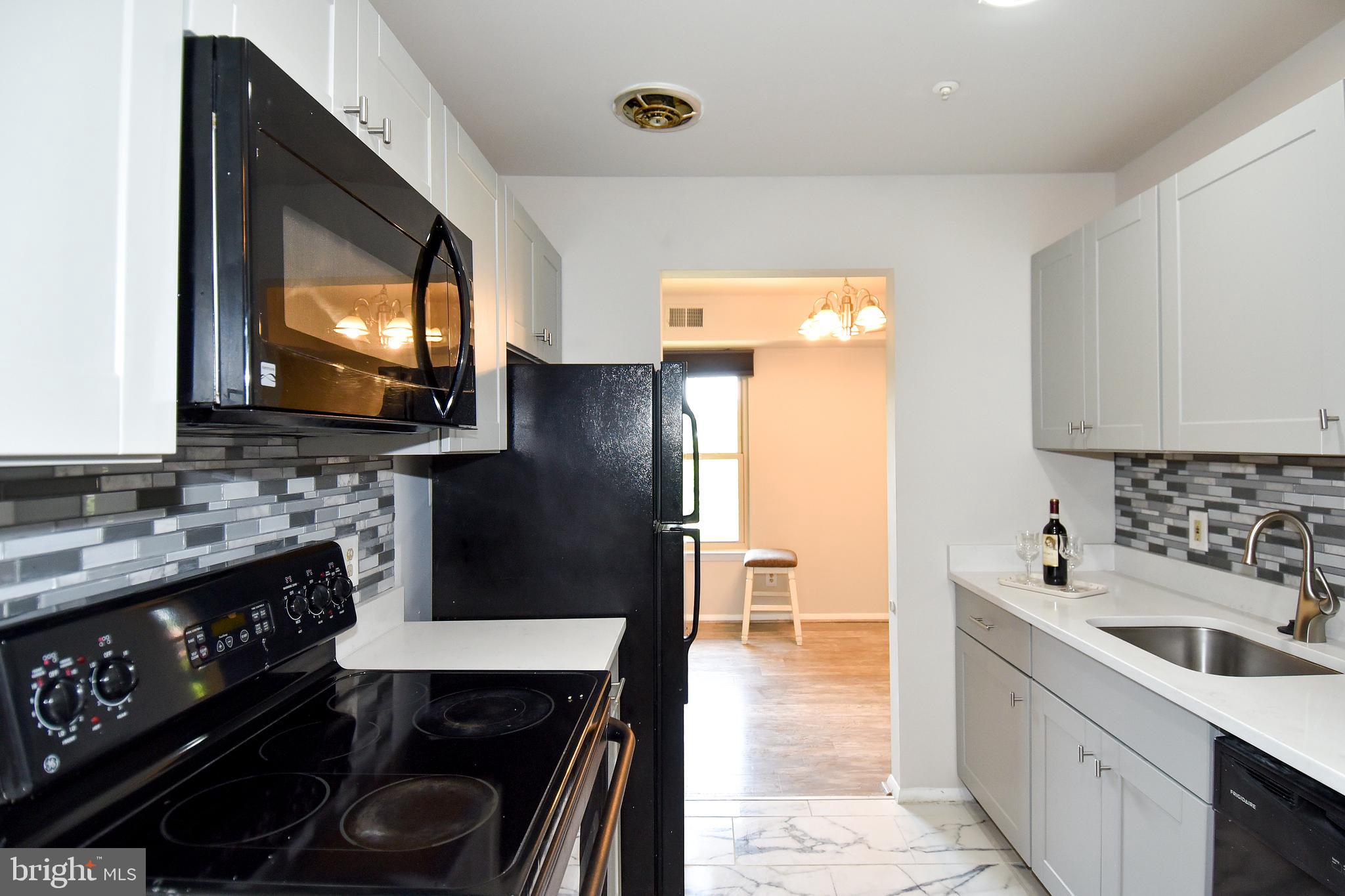 WILLOW WOOD - Residential Lease