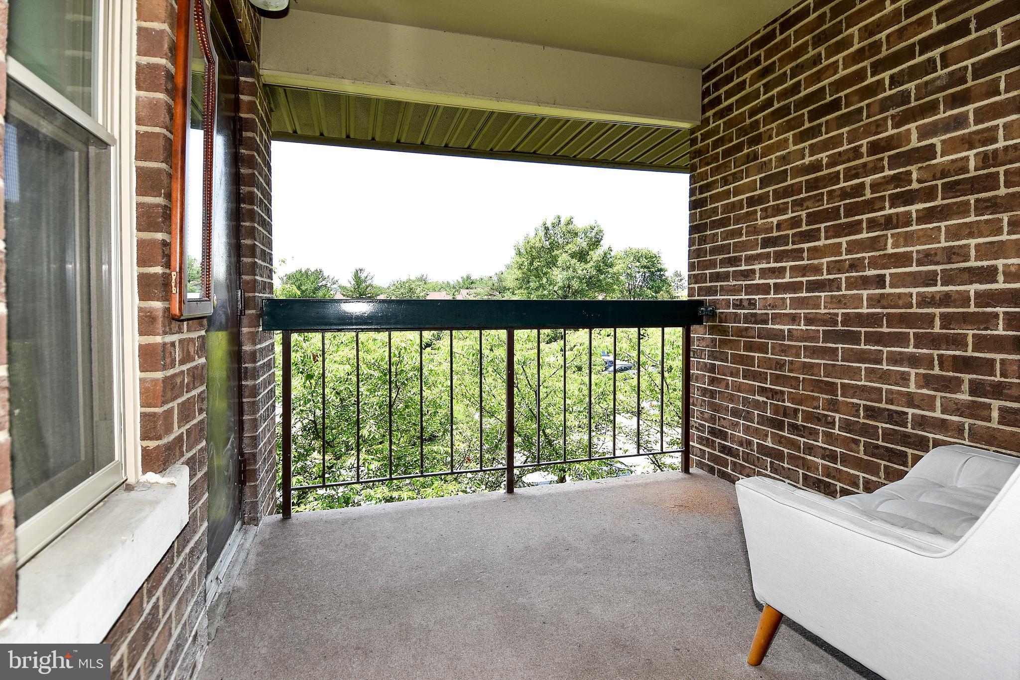 WILLOW WOOD - Residential Lease