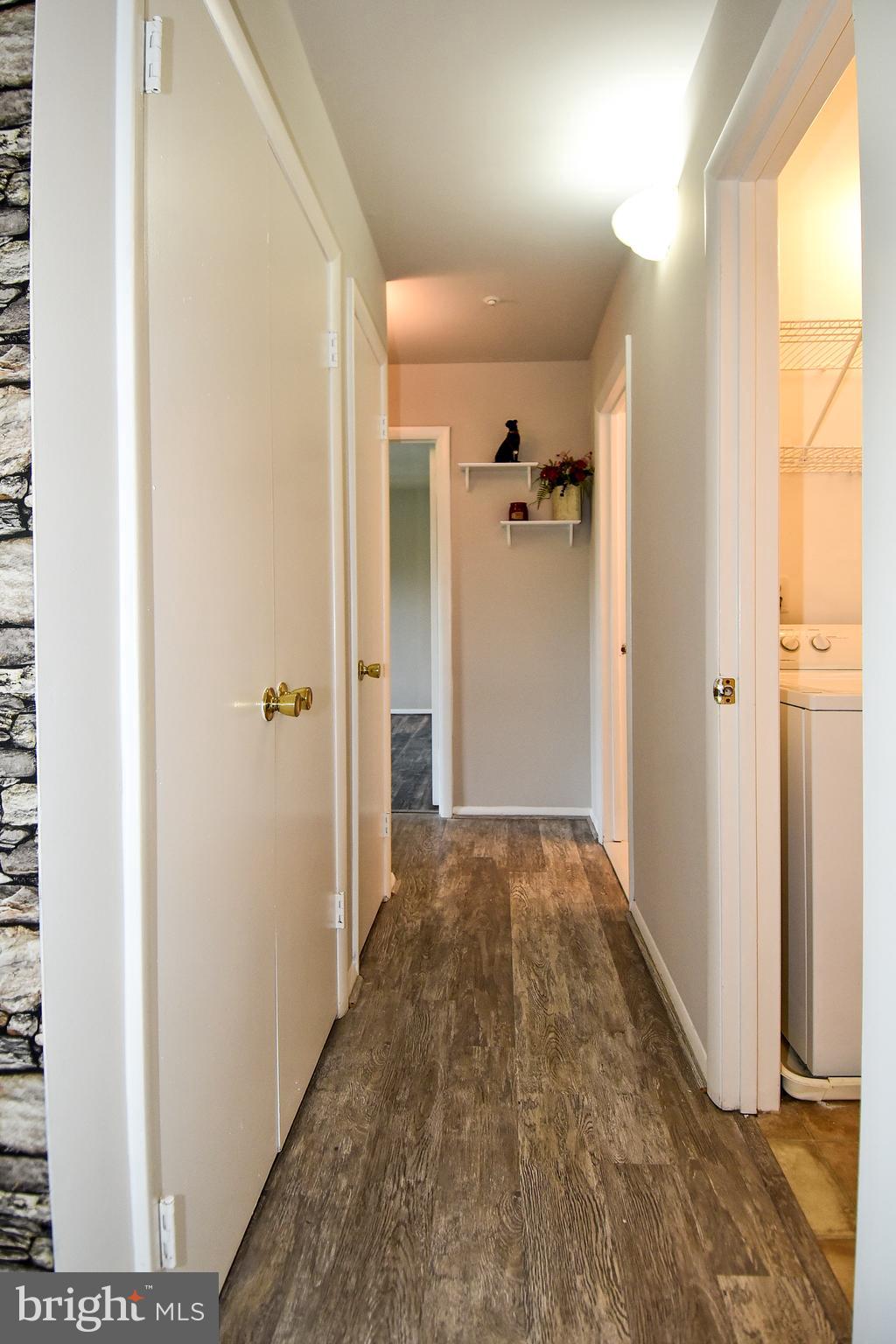 WILLOW WOOD - Residential Lease