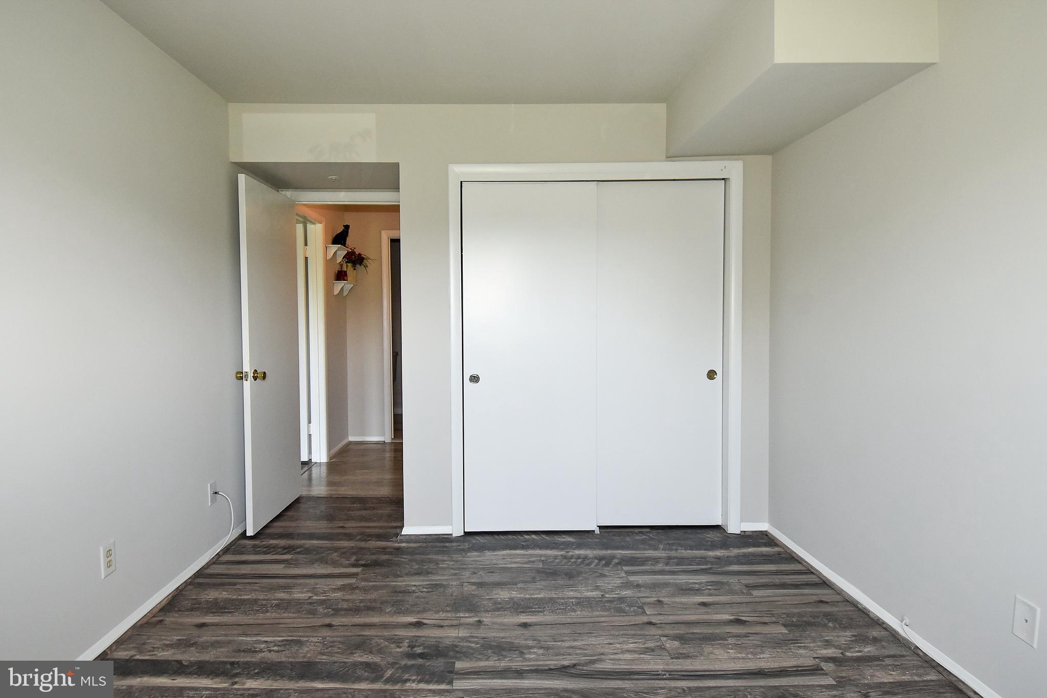 WILLOW WOOD - Residential Lease