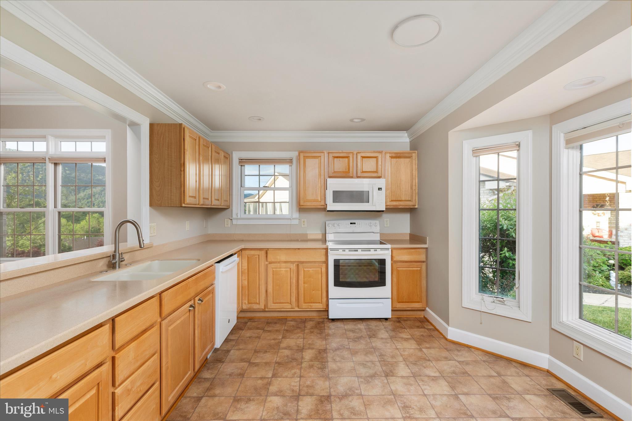 STONY POINTE - Residential