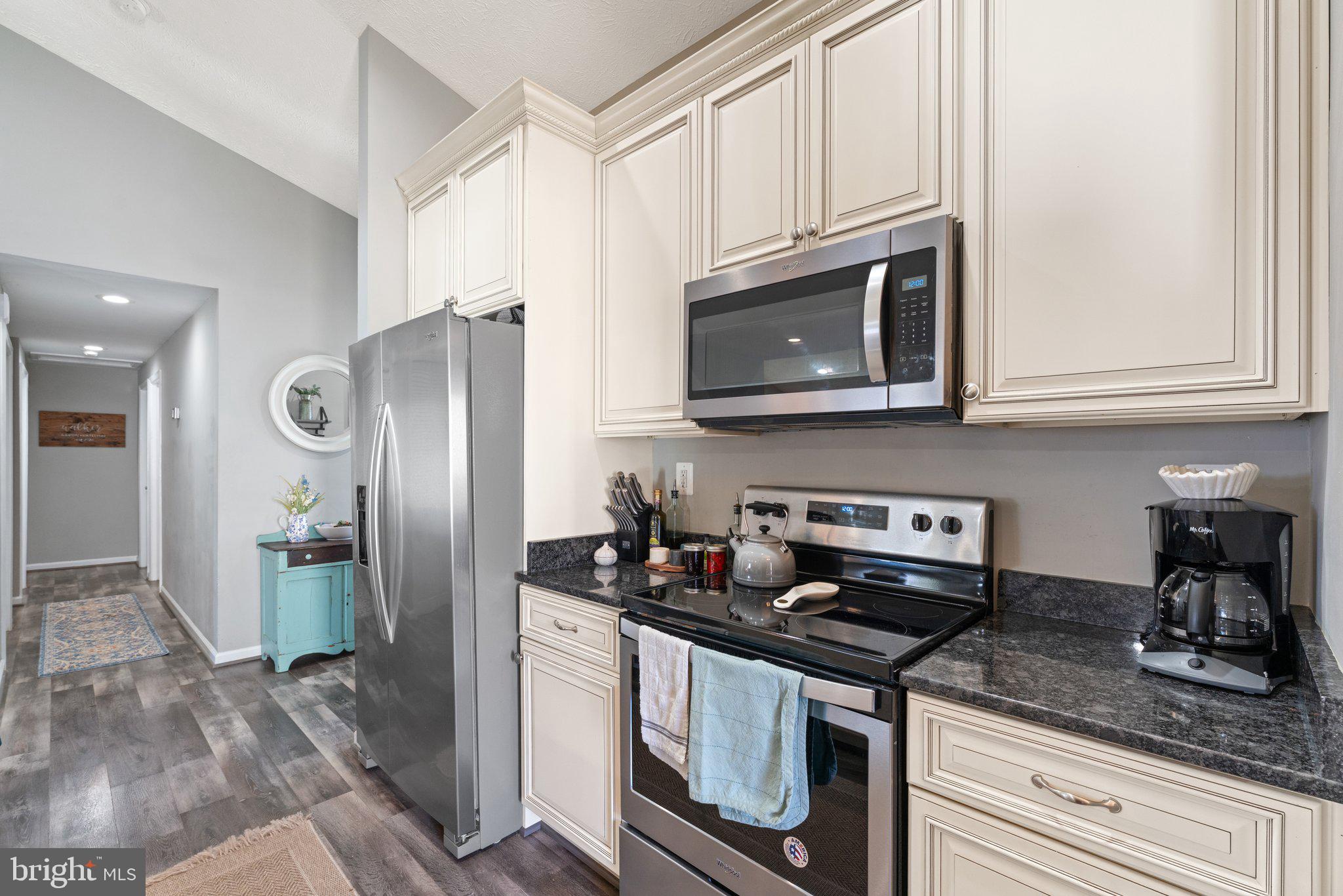 FAIRMONT - Residential