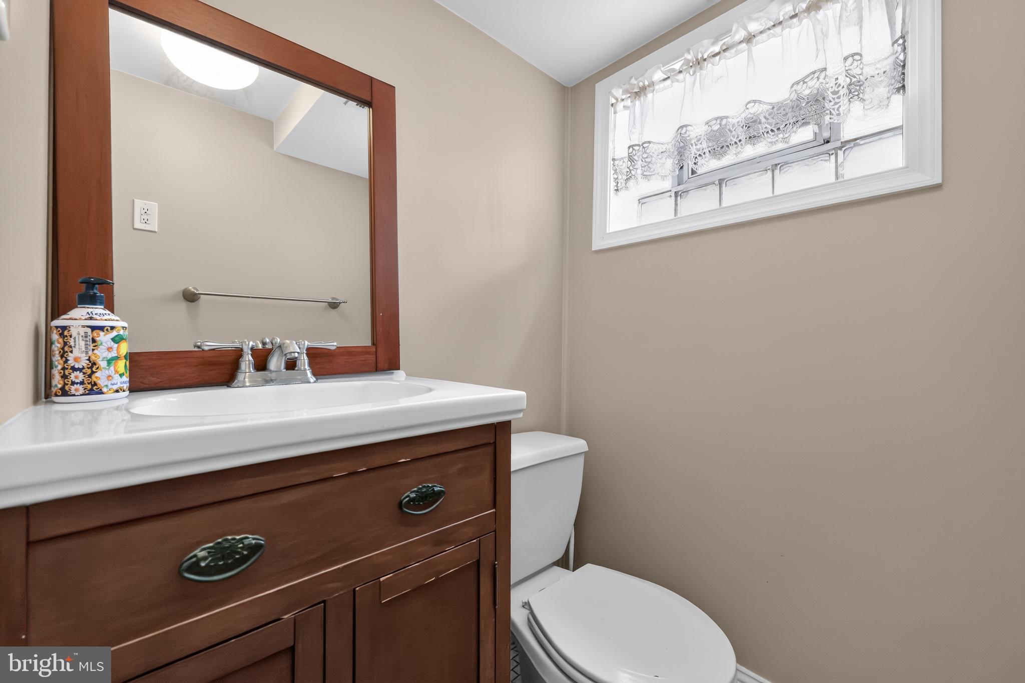 HOLME CIRCLE - Residential