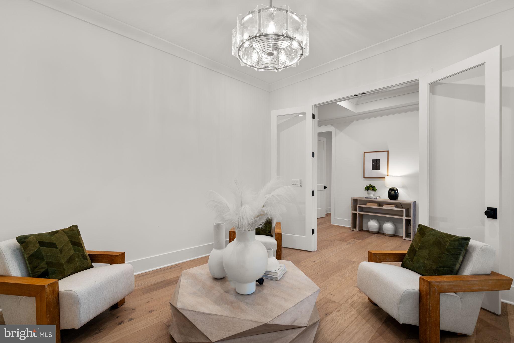 GLENMORE FARM - Residential