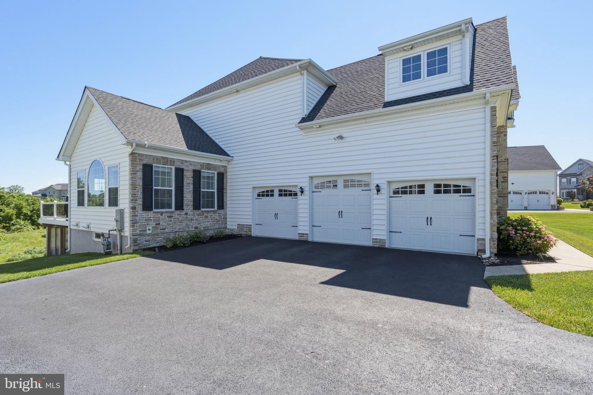 HIGH POINTE AT ST GE - Residential