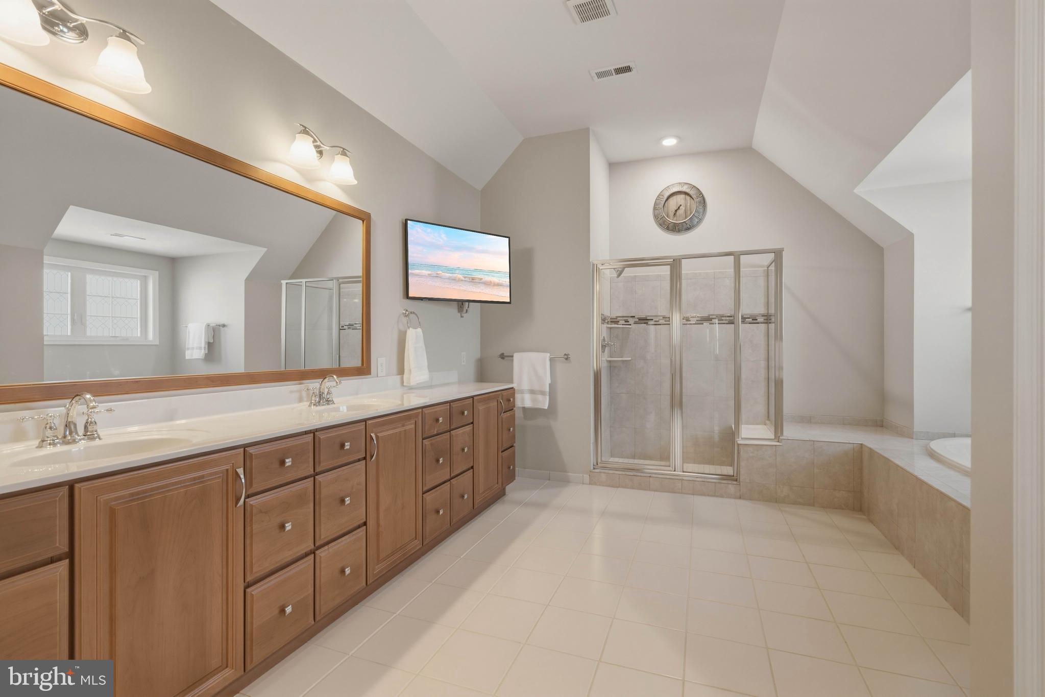 HIGH POINTE AT ST GE - Residential