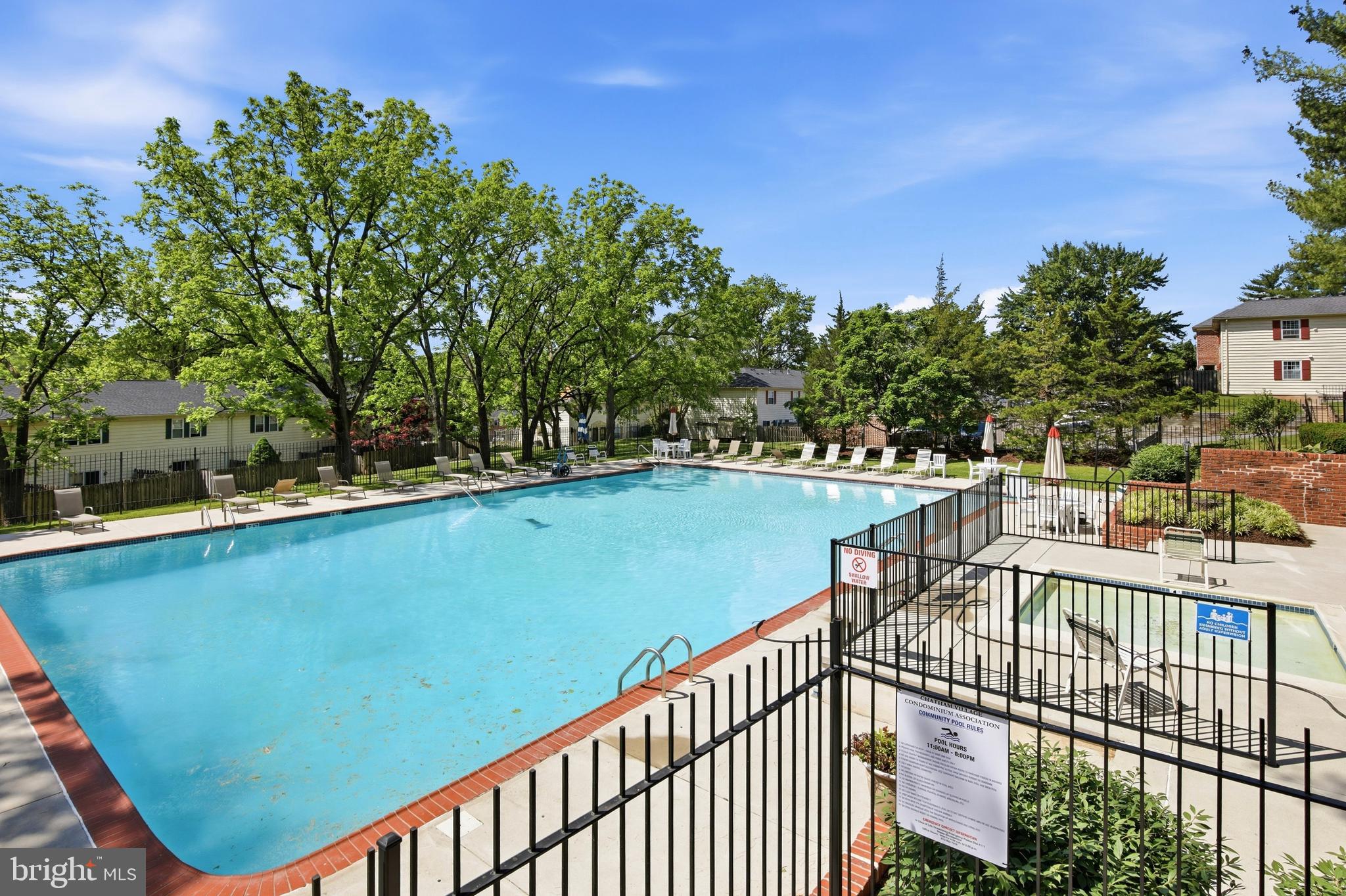 CHATHAM VIL OF TOW - Residential