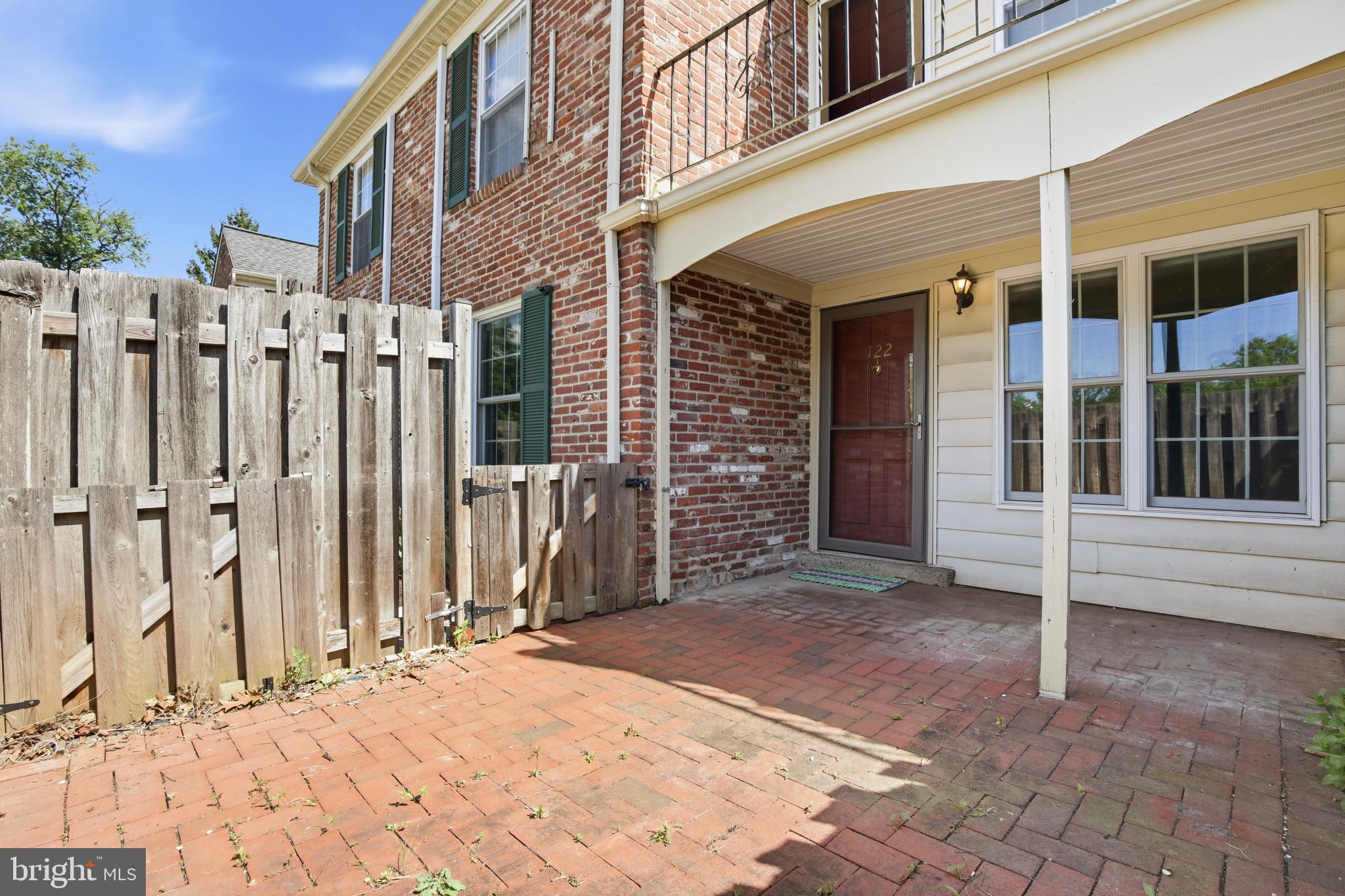 CHATHAM VIL OF TOW - Residential