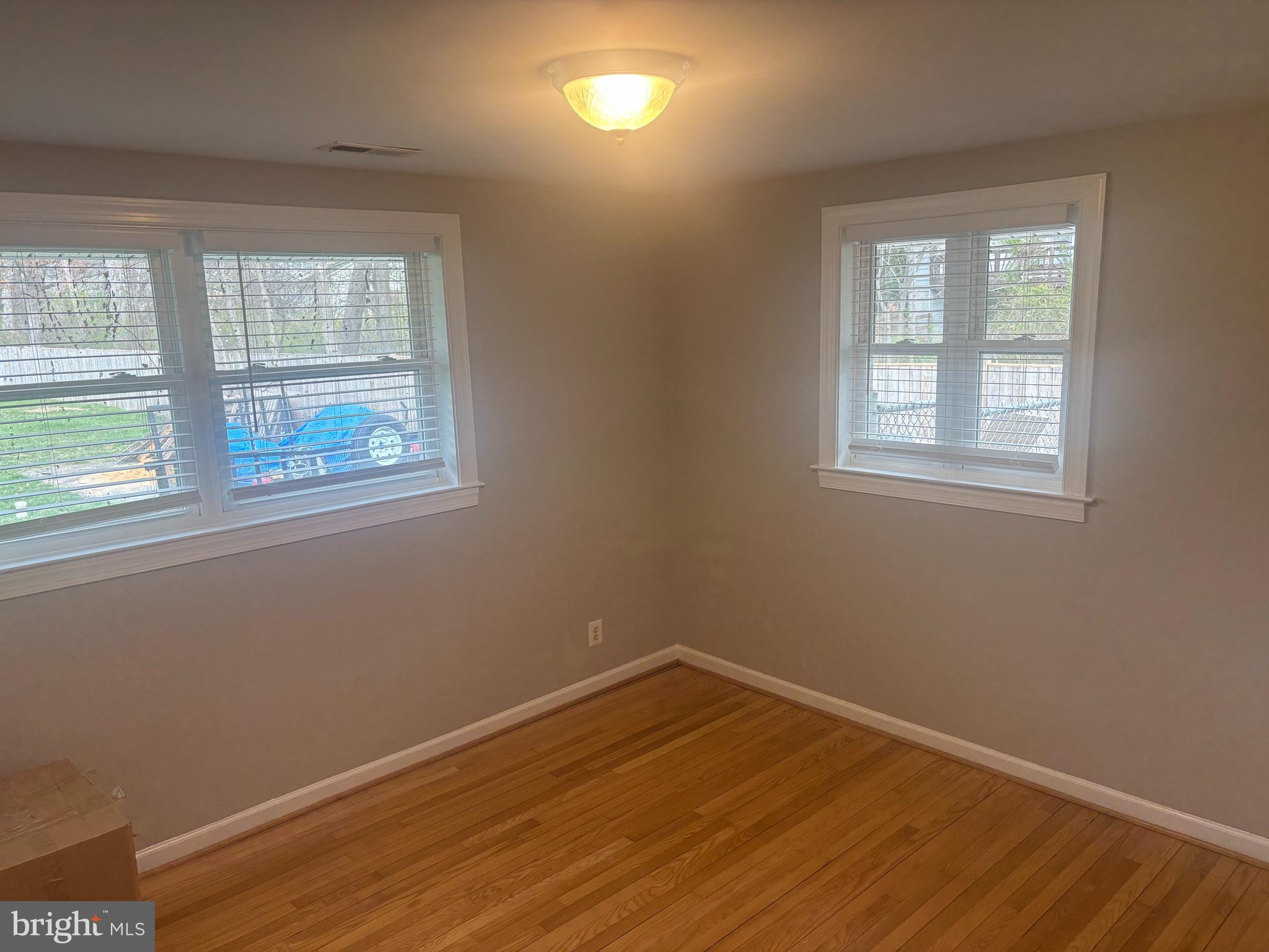 CASCADES - Residential Lease
