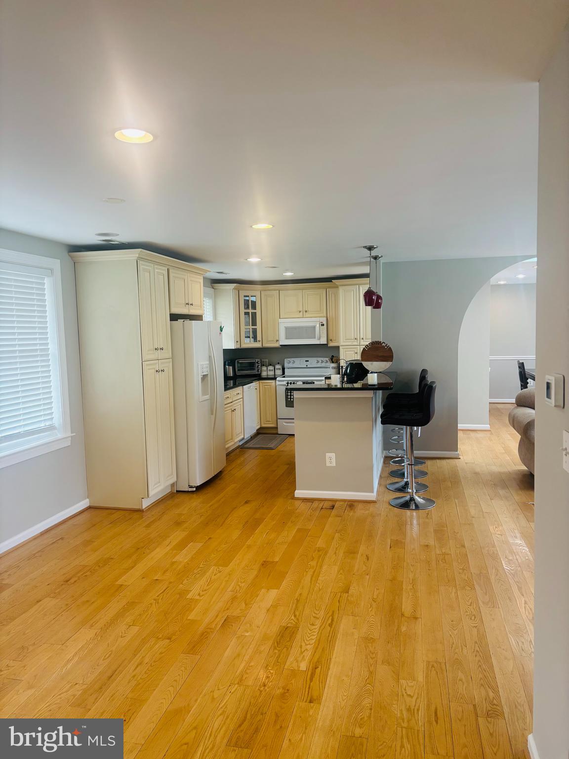 CASCADES - Residential Lease