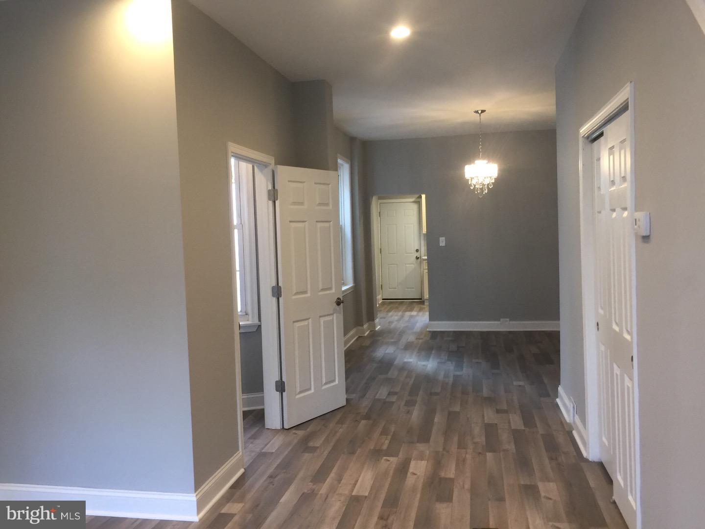 PORT RICHMOND - Residential
