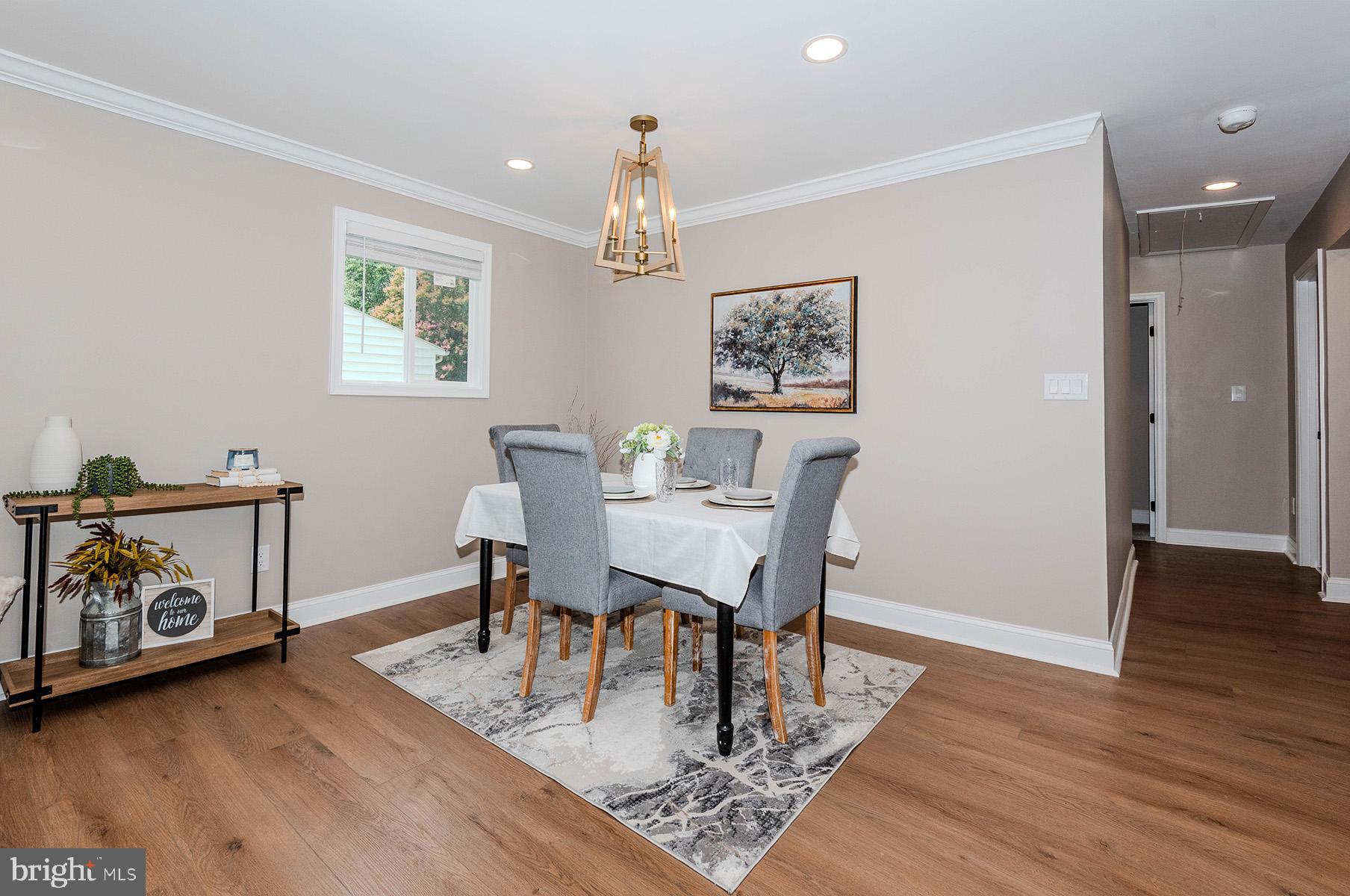 QUEENS PARK - Residential