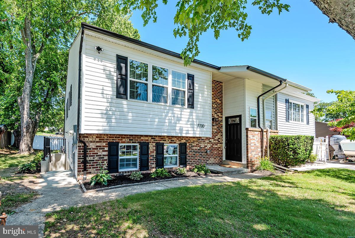 QUEENS PARK - Residential