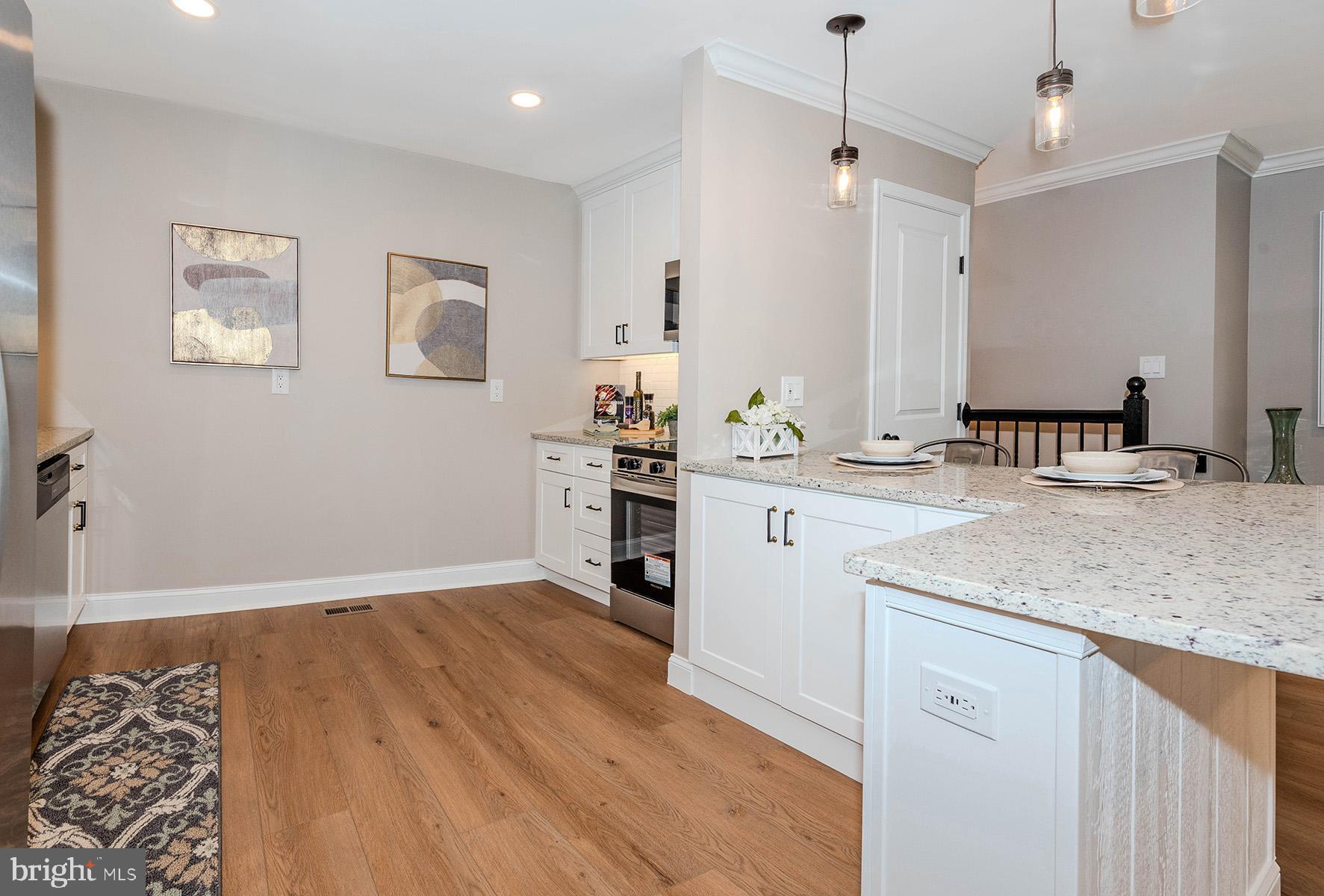 QUEENS PARK - Residential