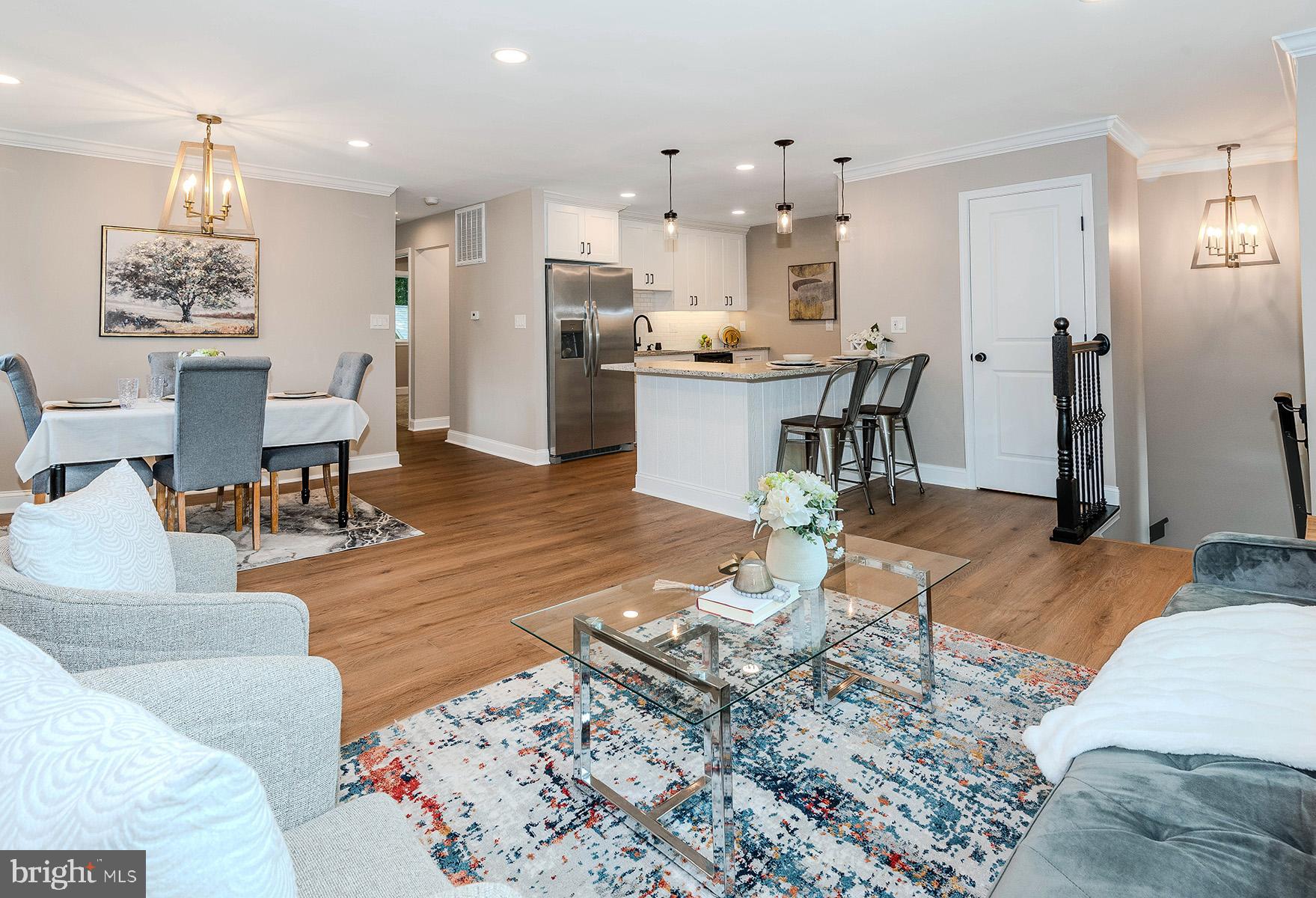 QUEENS PARK - Residential