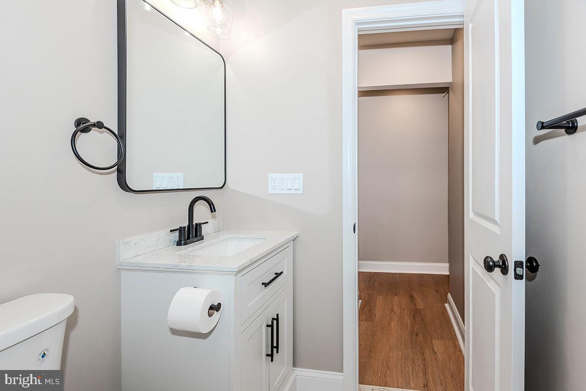 QUEENS PARK - Residential