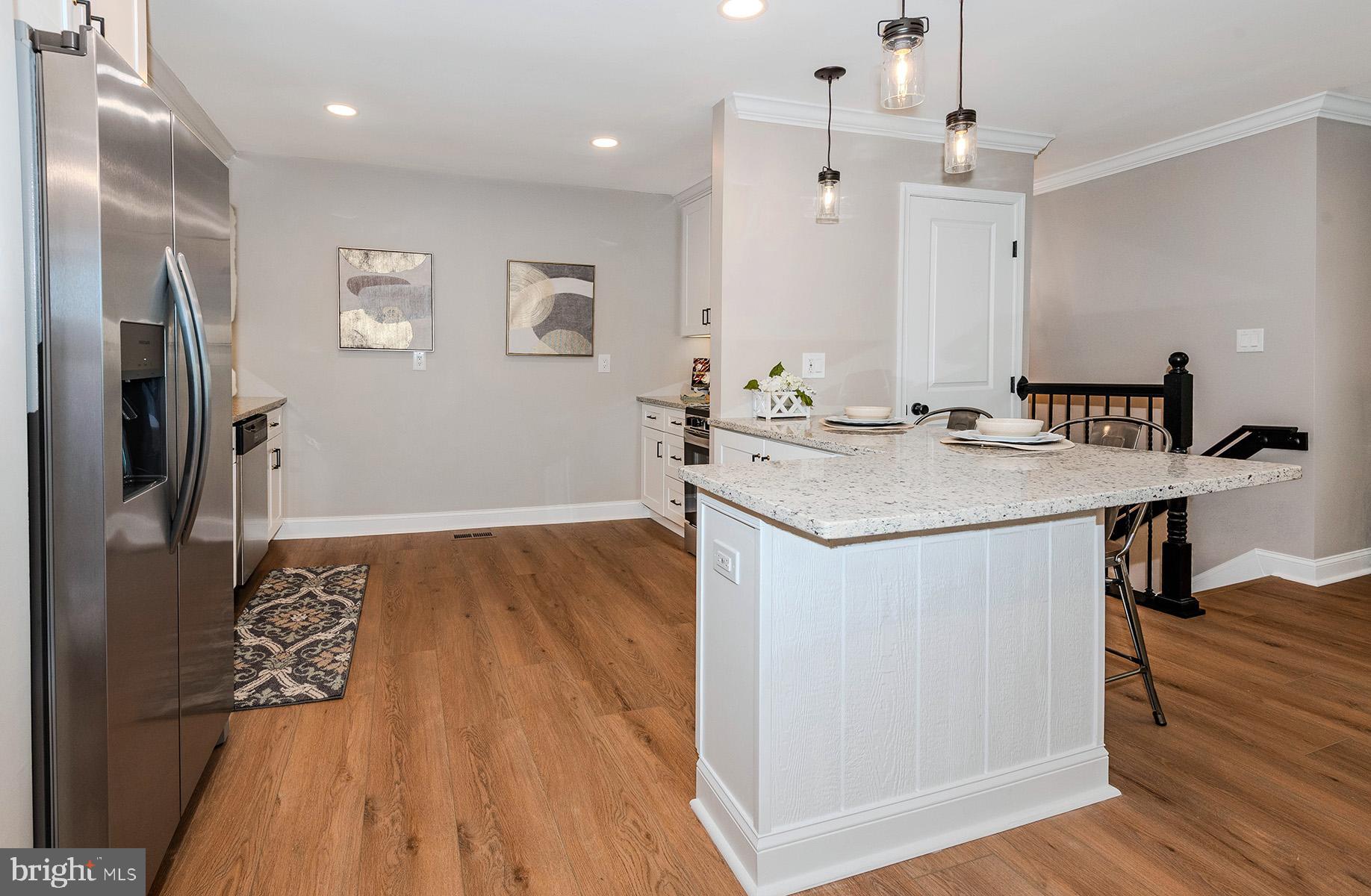 QUEENS PARK - Residential