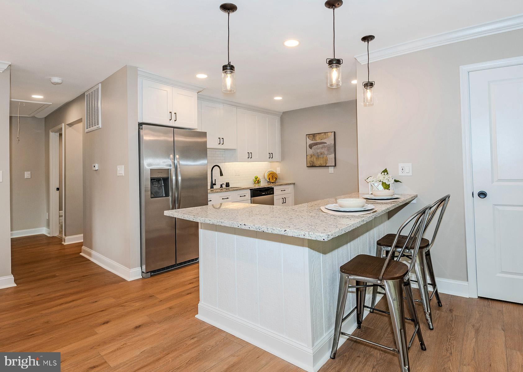 QUEENS PARK - Residential
