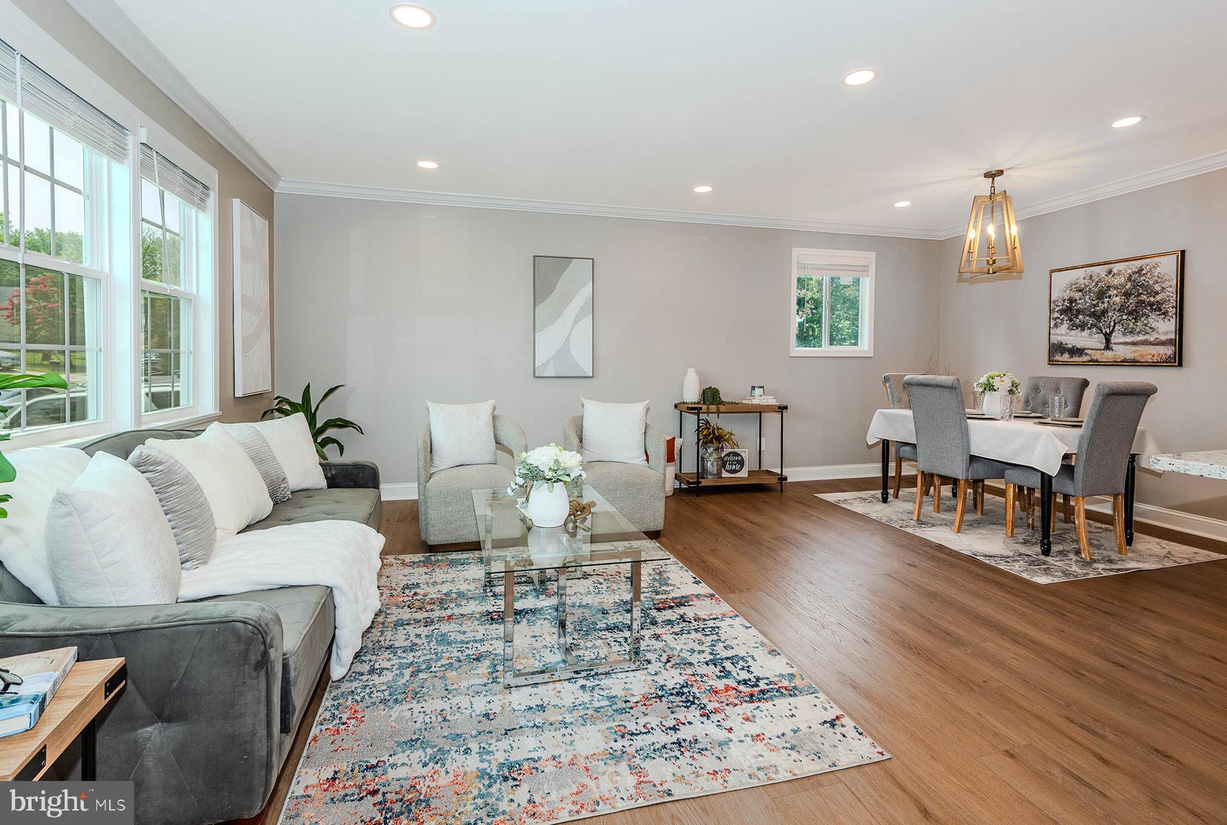 QUEENS PARK - Residential