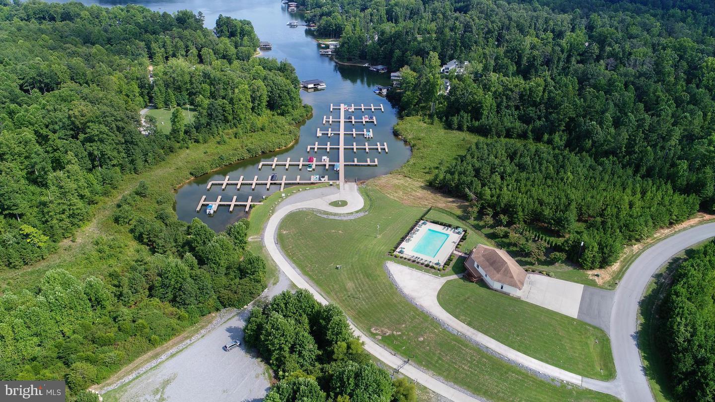 THE WATERS AT LAKE ANNA - Land