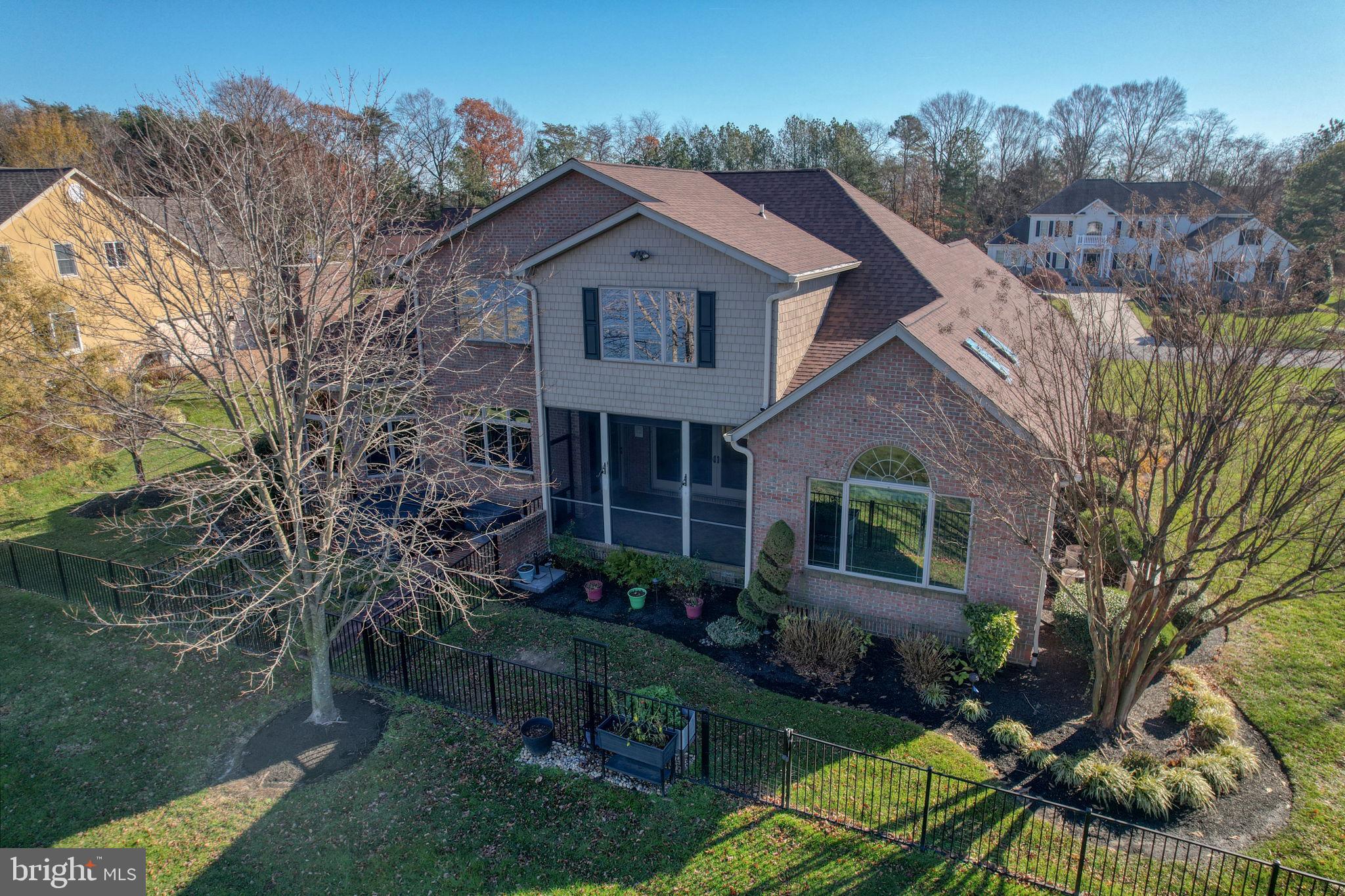 WINDSWEPT - Residential