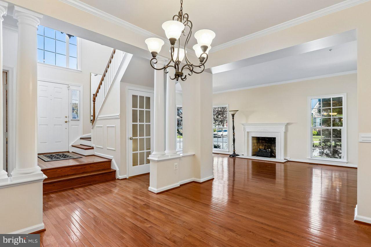 WORMANS MILL - Residential