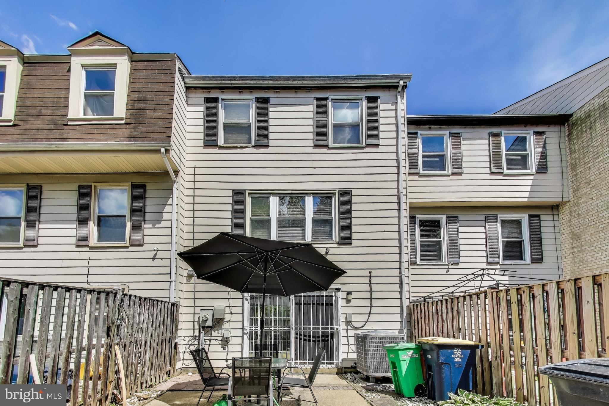 HILLCREST - Residential