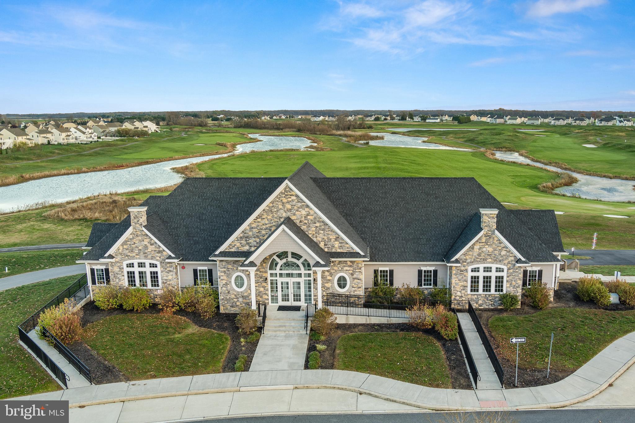 FREESTONE VILLAGE - Residential