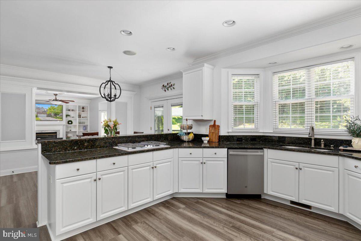 STONELEA ESTATES - Residential
