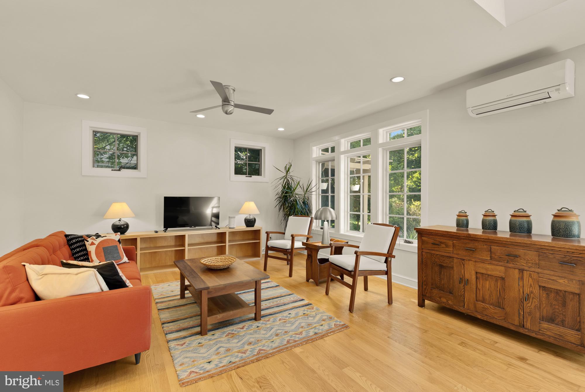 ROSEMARY HILLS - Residential