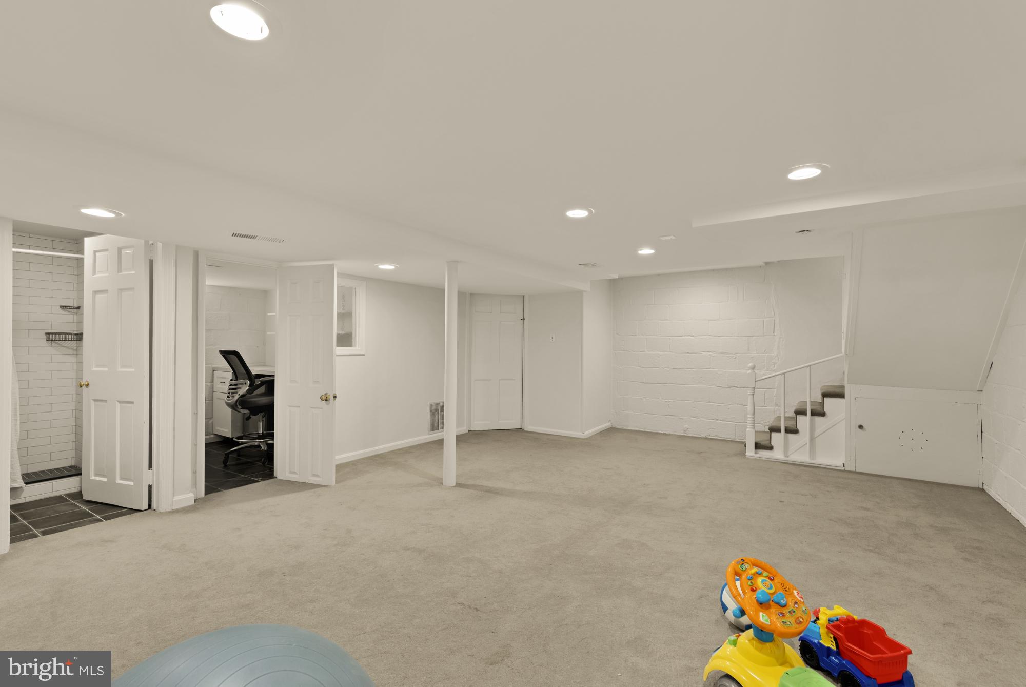 ROSEMARY HILLS - Residential