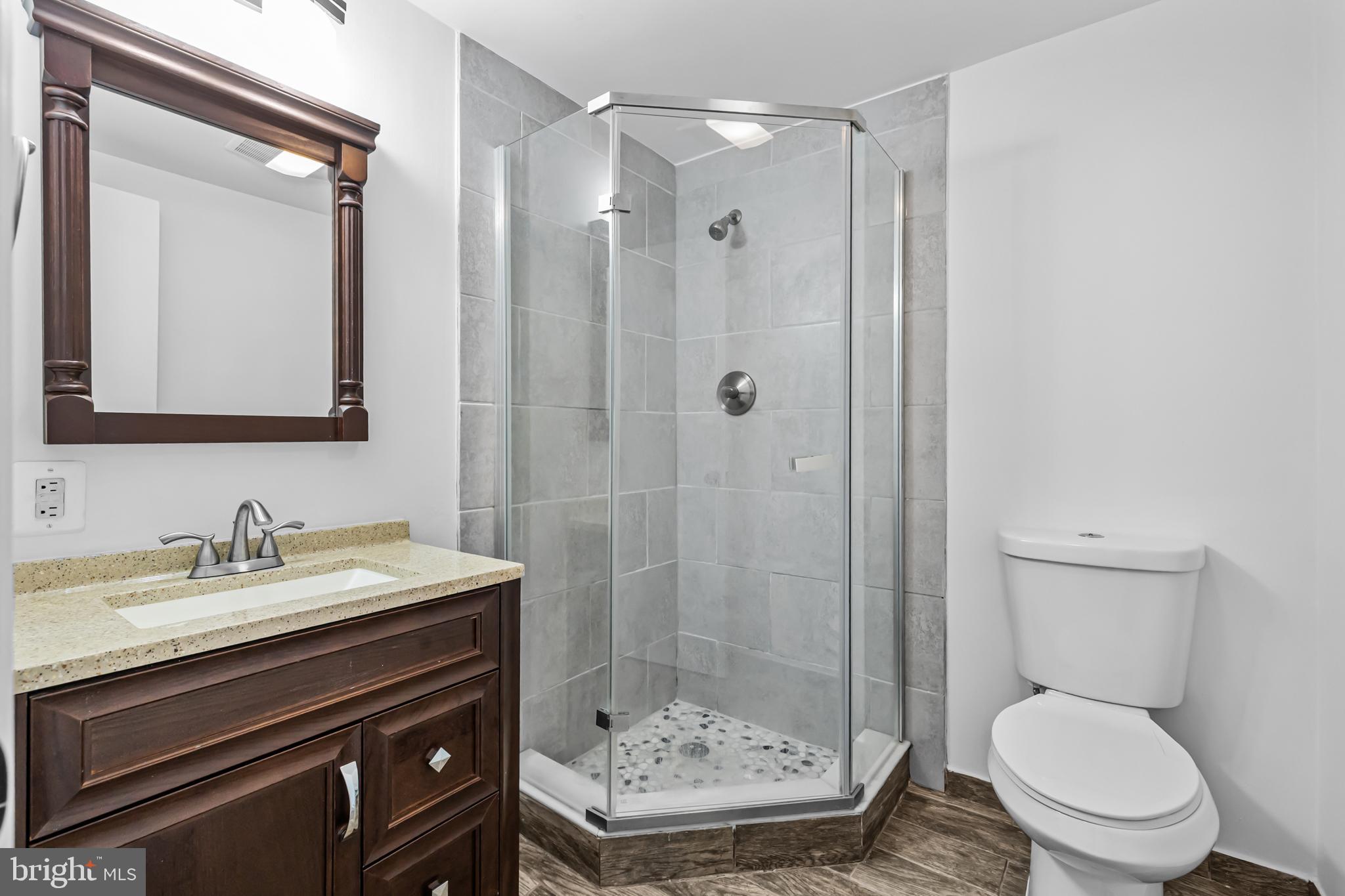 DEEPWOOD - Residential