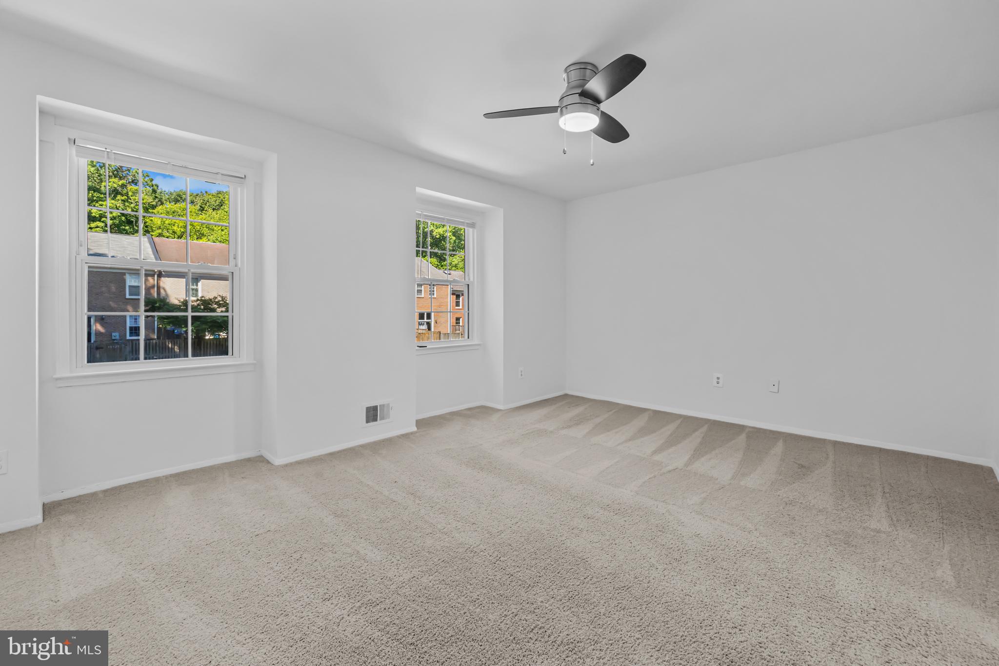 DEEPWOOD - Residential