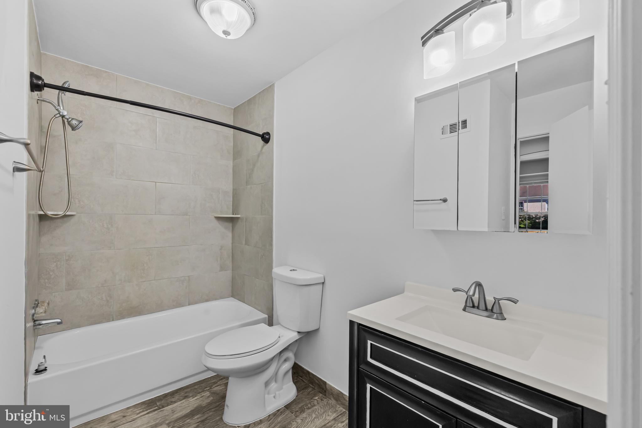 DEEPWOOD - Residential