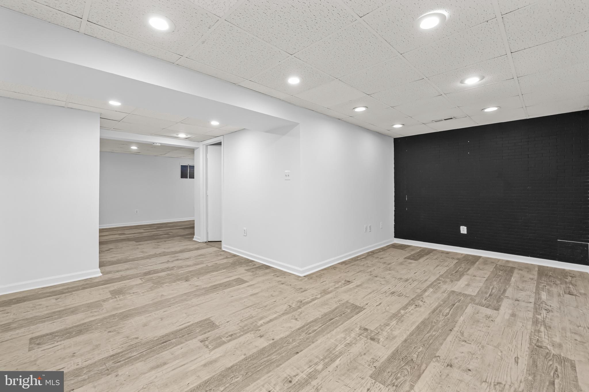 DEEPWOOD - Residential