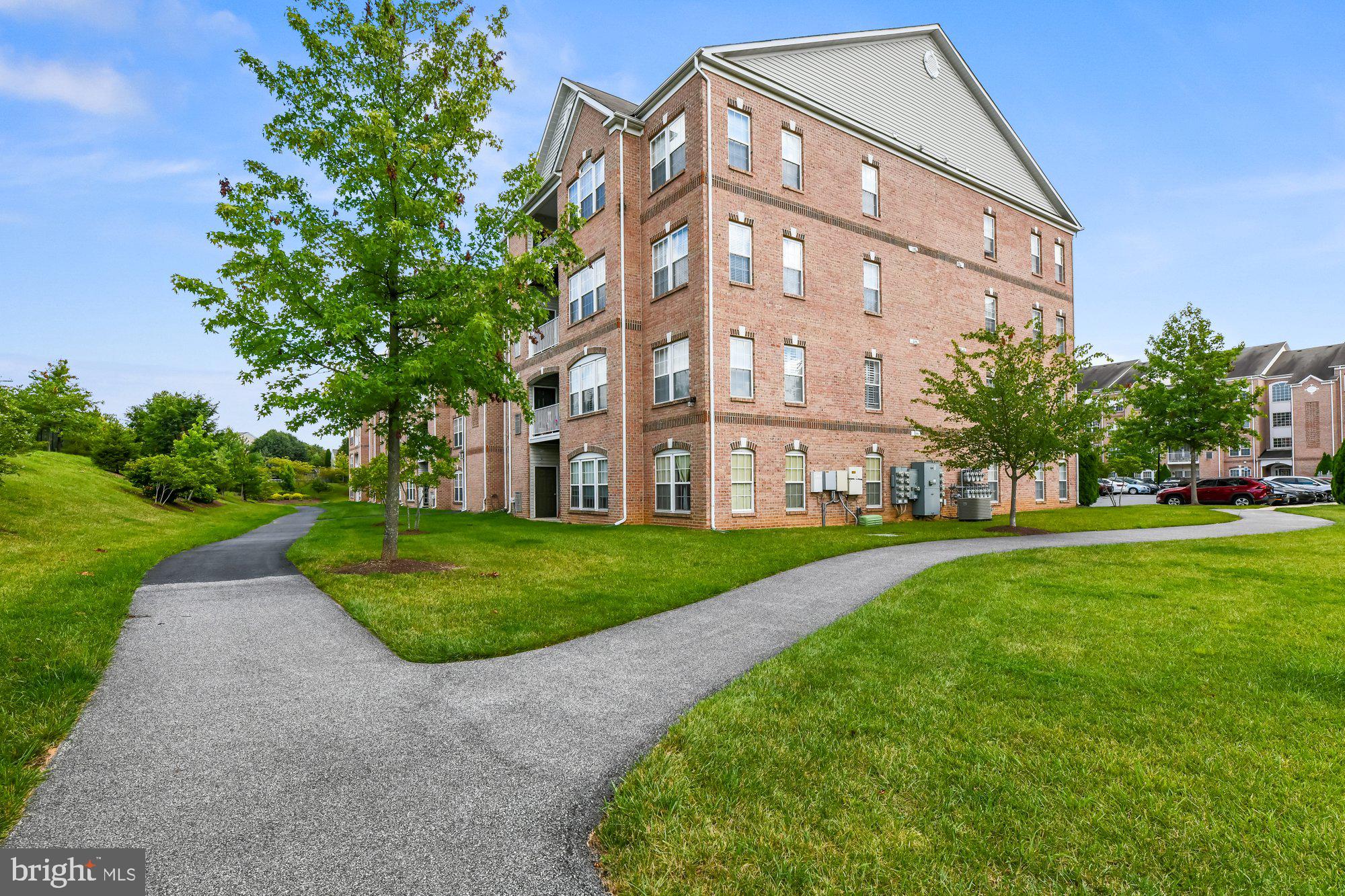 WINDSOR AT PERRY HALL FARMS - Residential